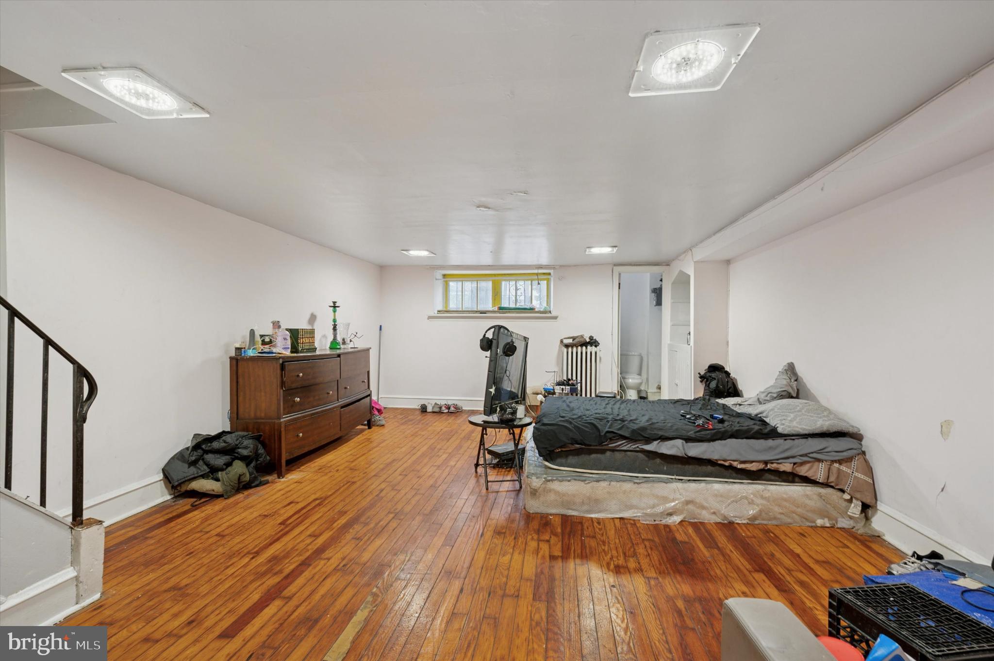 WEST OAK LANE - Residential