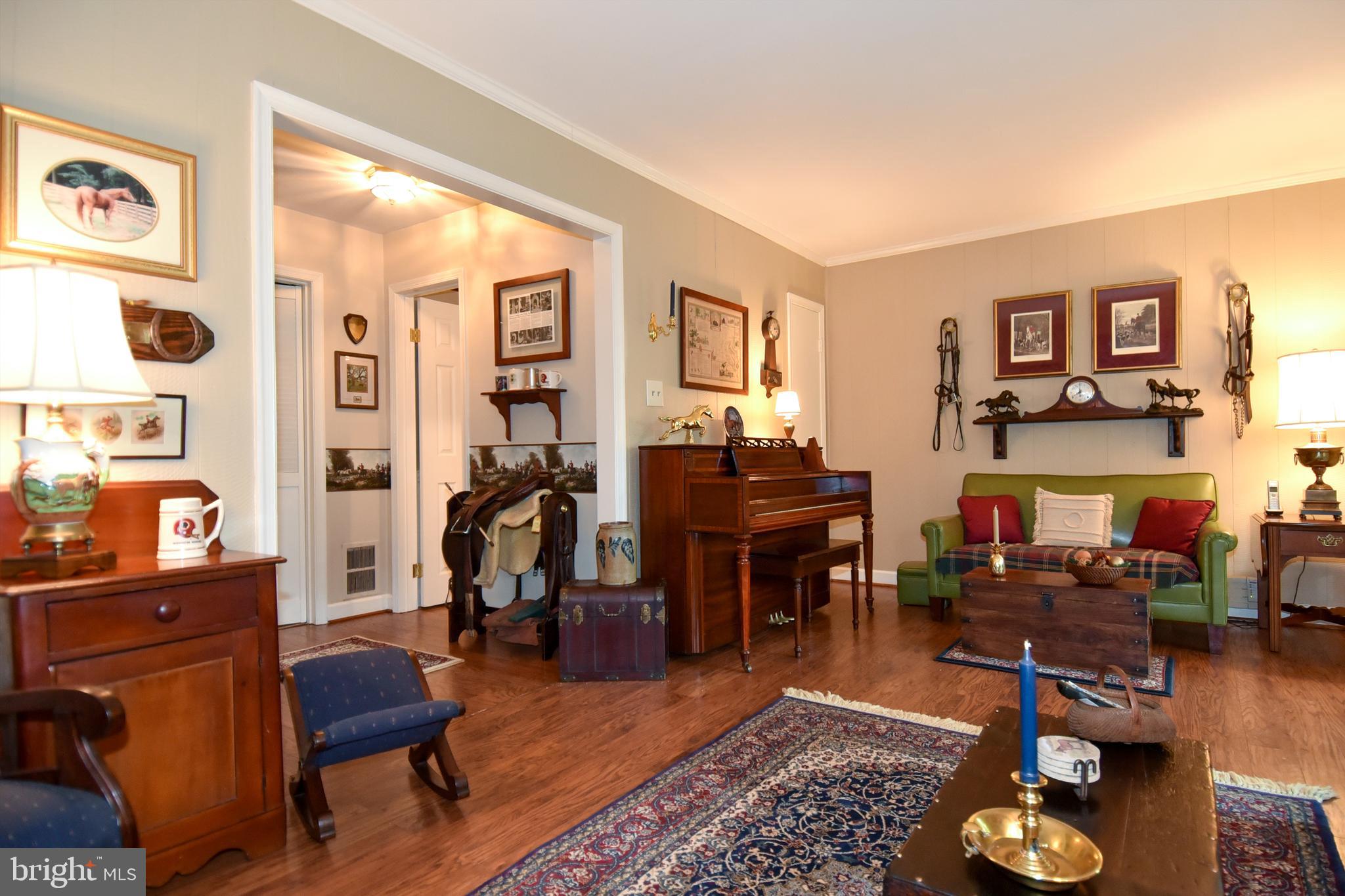 GREENWICH HILL - Residential