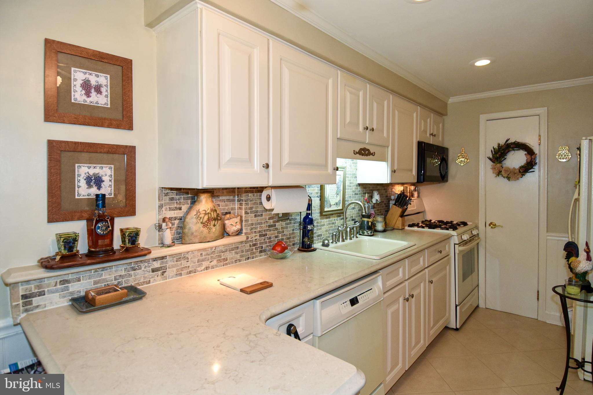 GREENWICH HILL - Residential