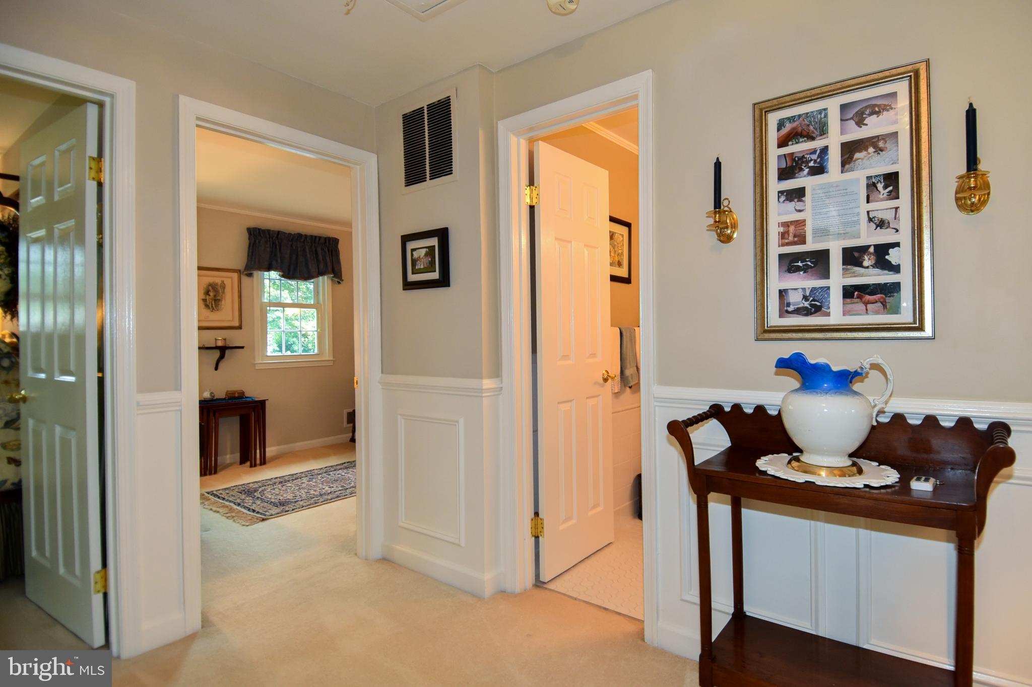 GREENWICH HILL - Residential