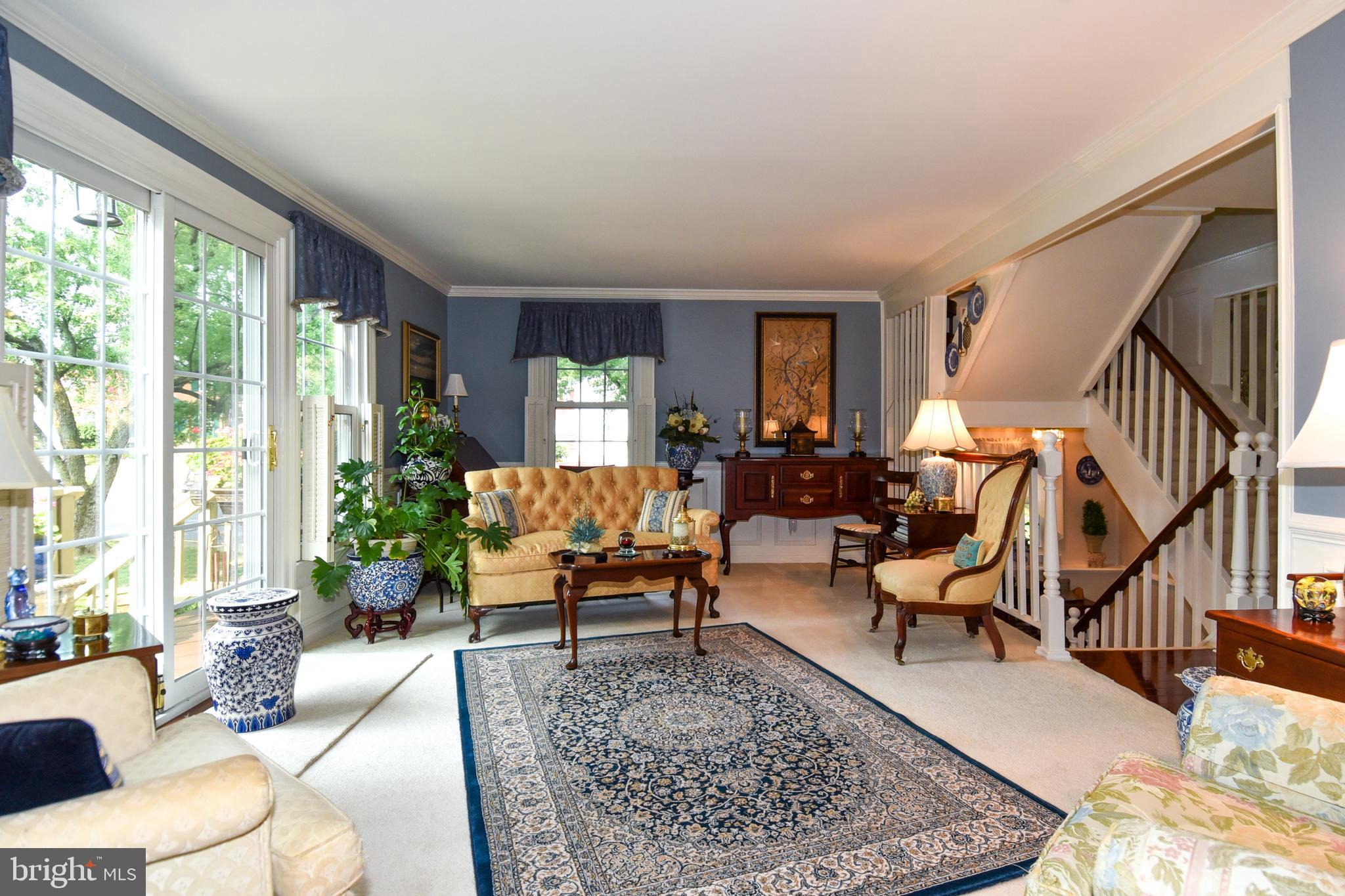 GREENWICH HILL - Residential