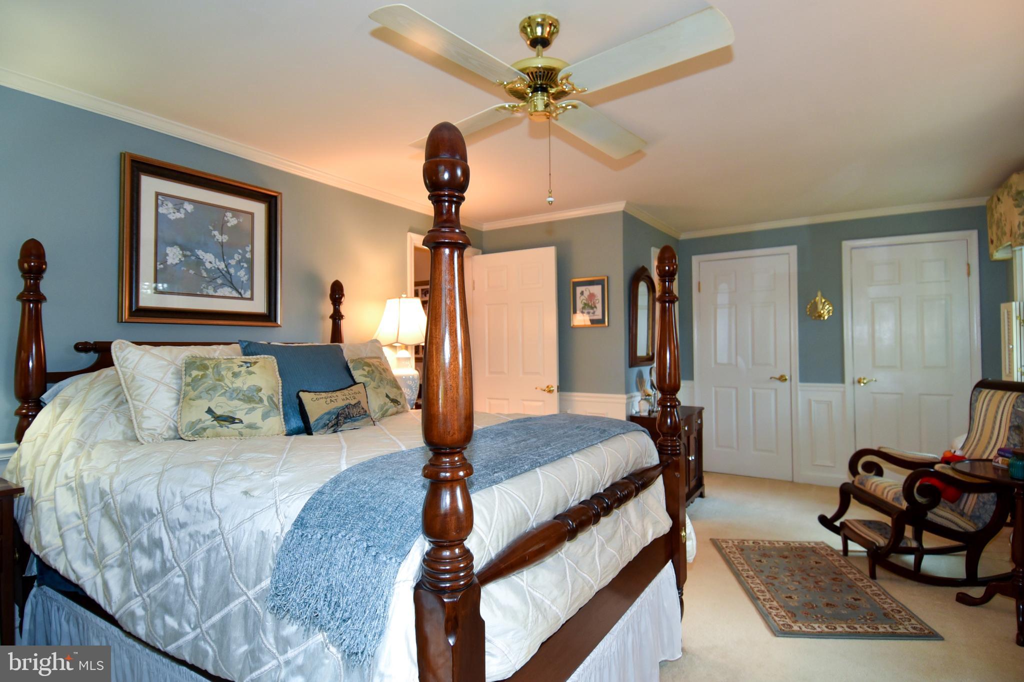 GREENWICH HILL - Residential