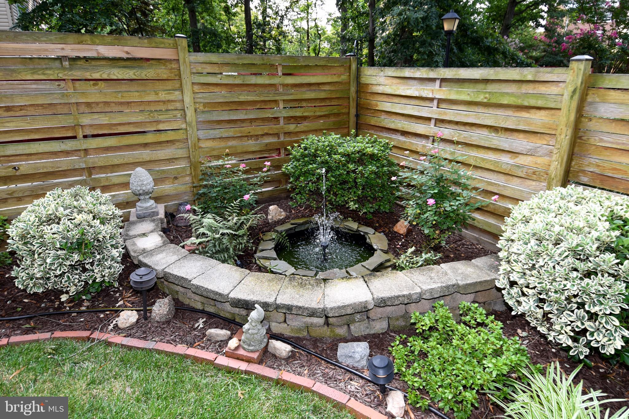 GREENWICH HILL - Residential