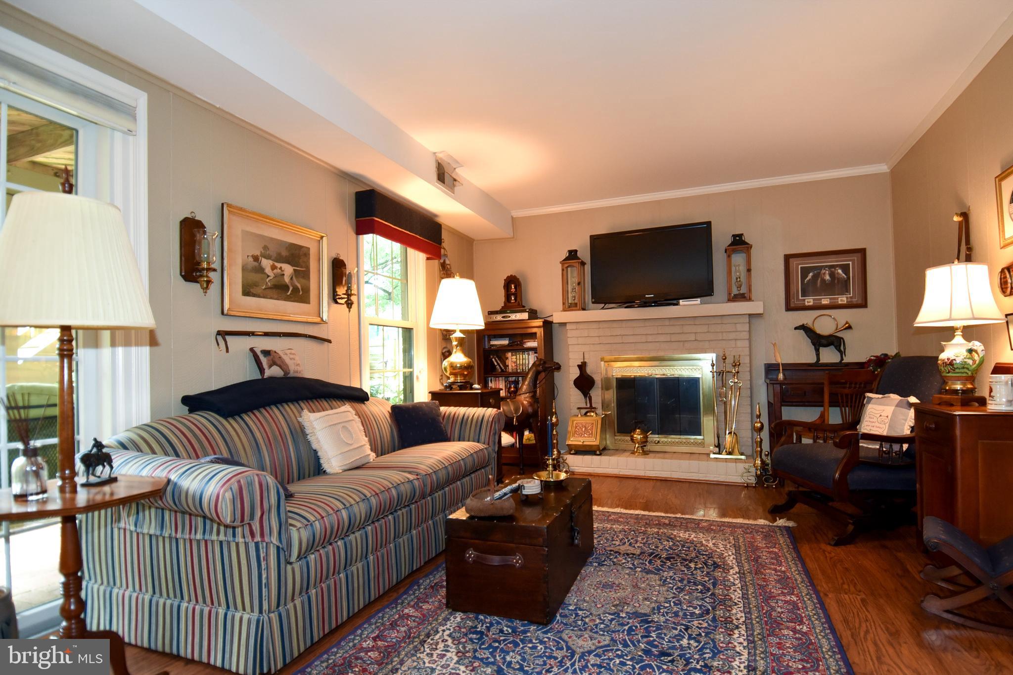 GREENWICH HILL - Residential