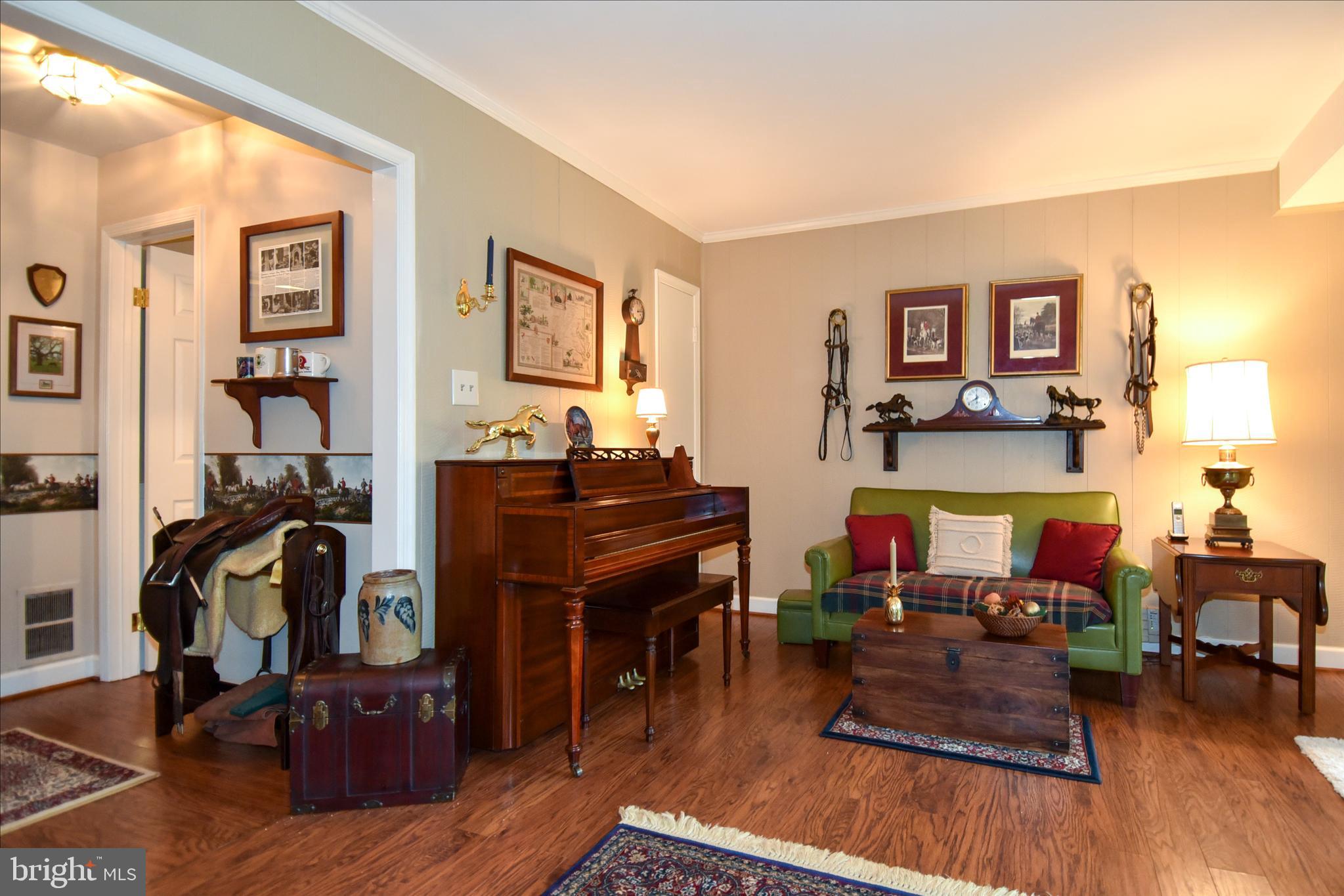 GREENWICH HILL - Residential