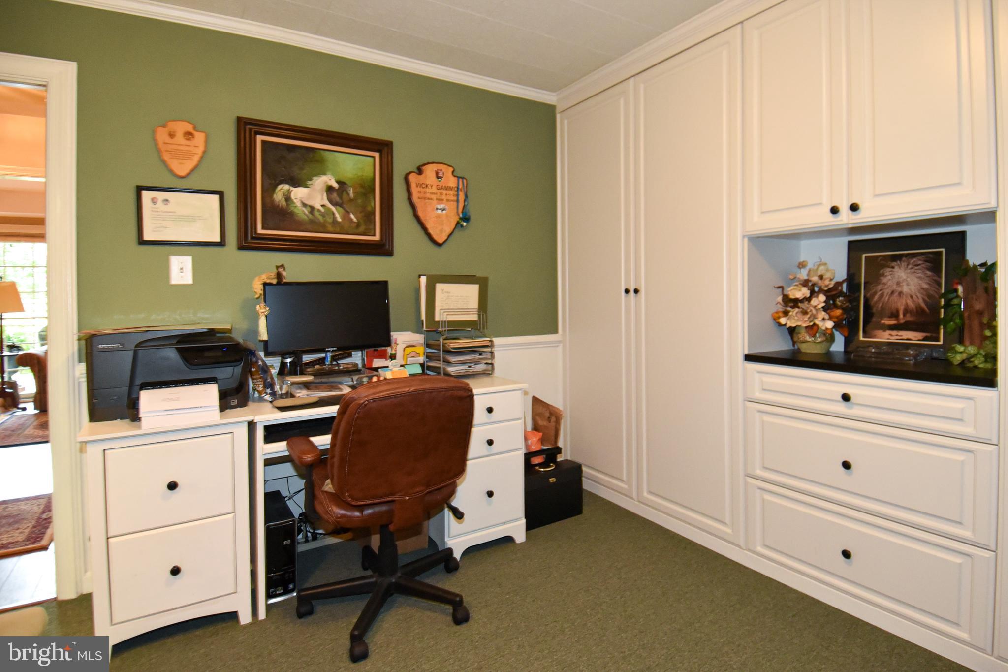 GREENWICH HILL - Residential