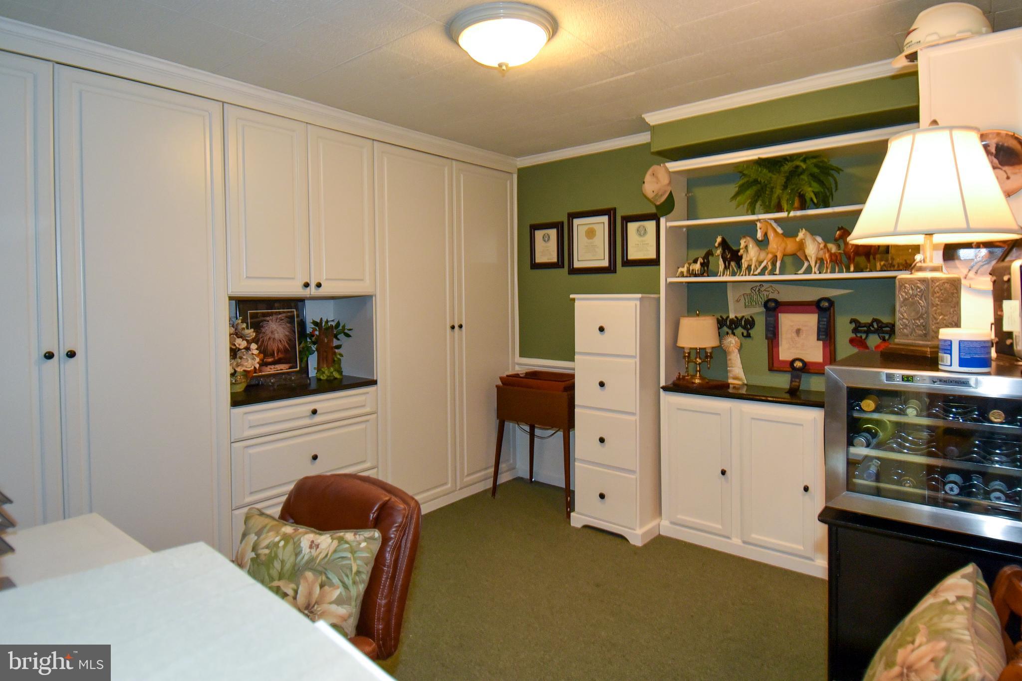 GREENWICH HILL - Residential