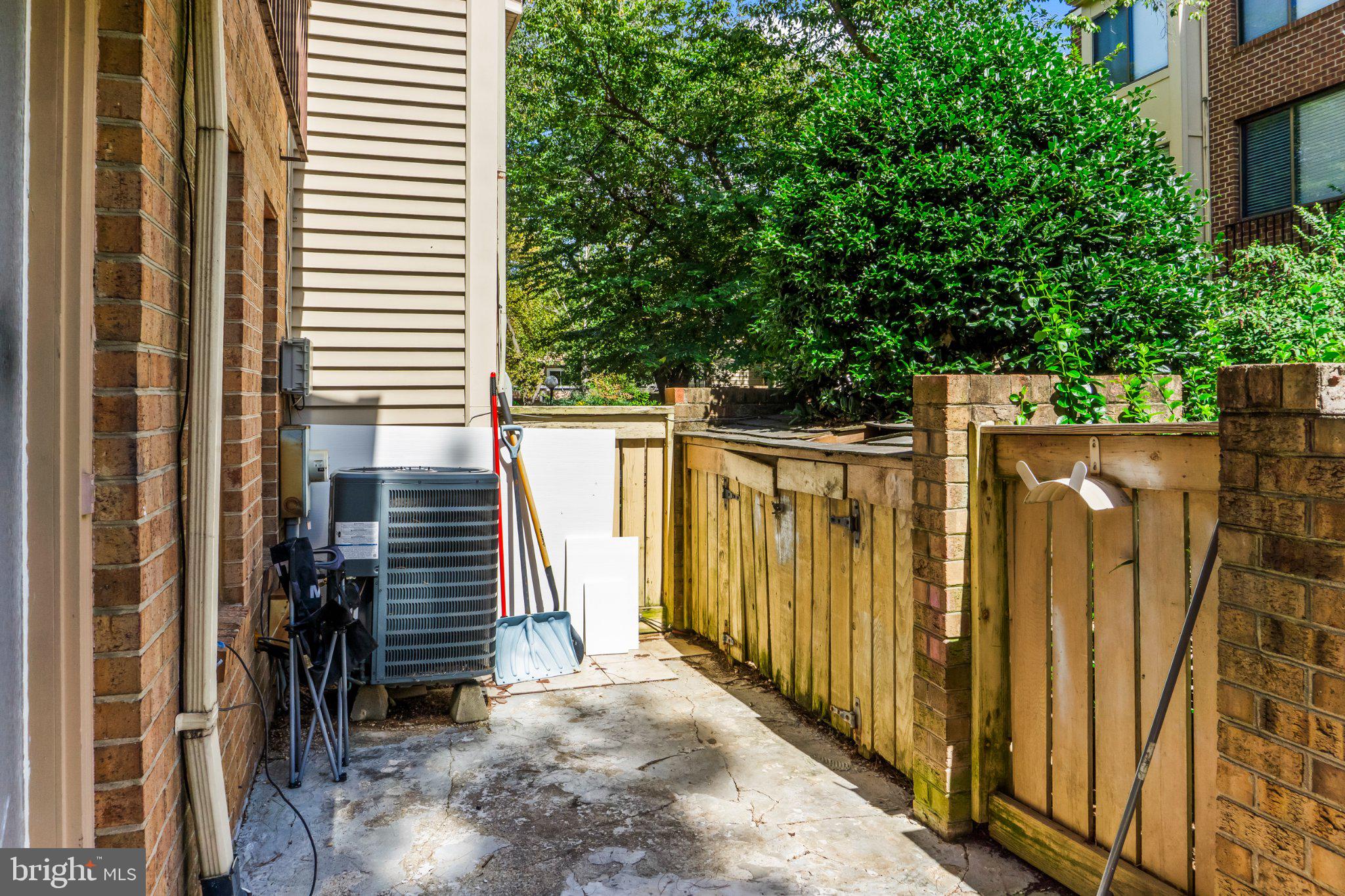 18759 NATHANS PLACE