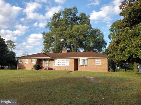 16494 RICHMOND TURNPIKE BOWLING GREEN VA 22427