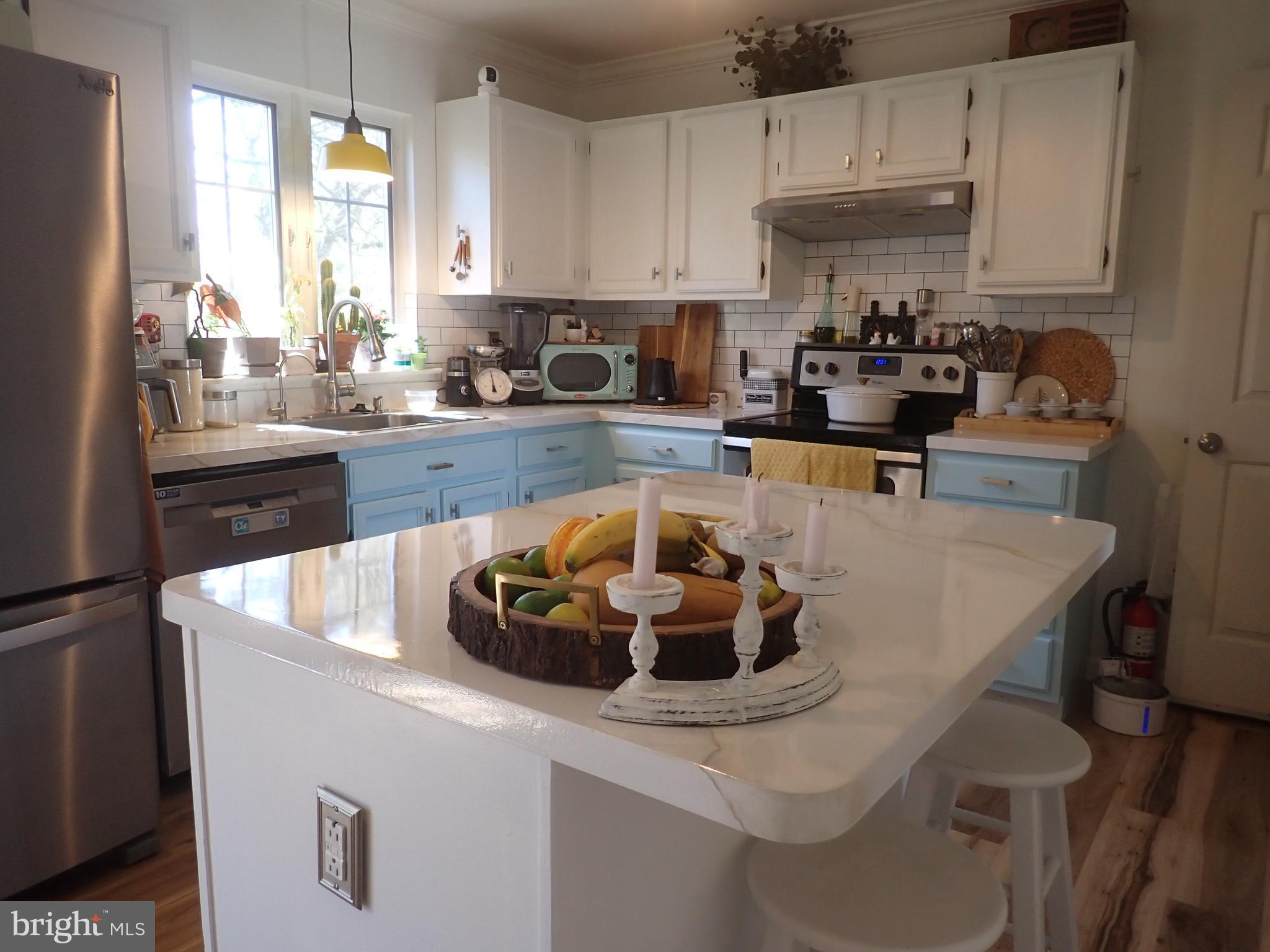 16 COLD STREAM DRIVE