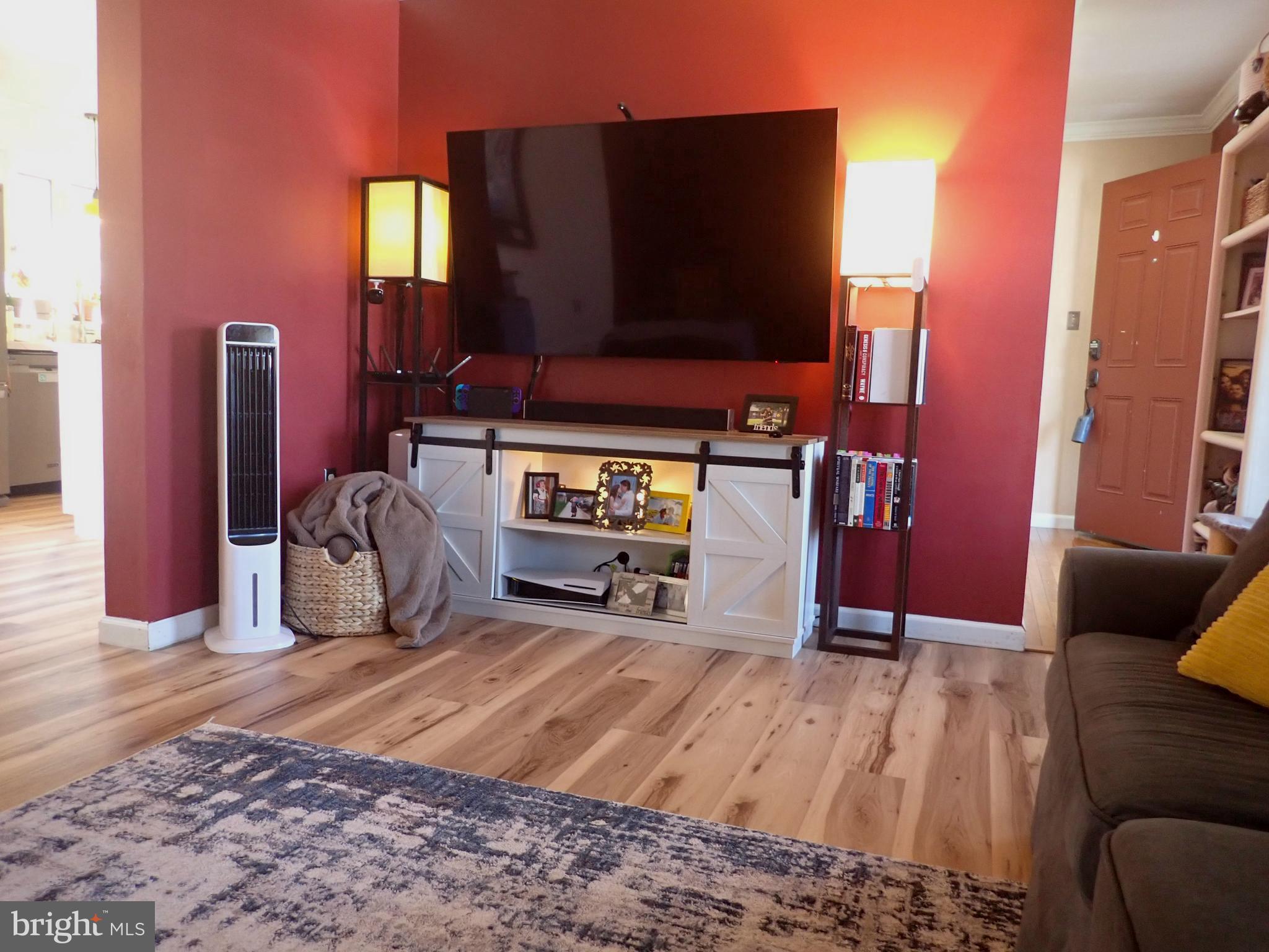 16 COLD STREAM DRIVE