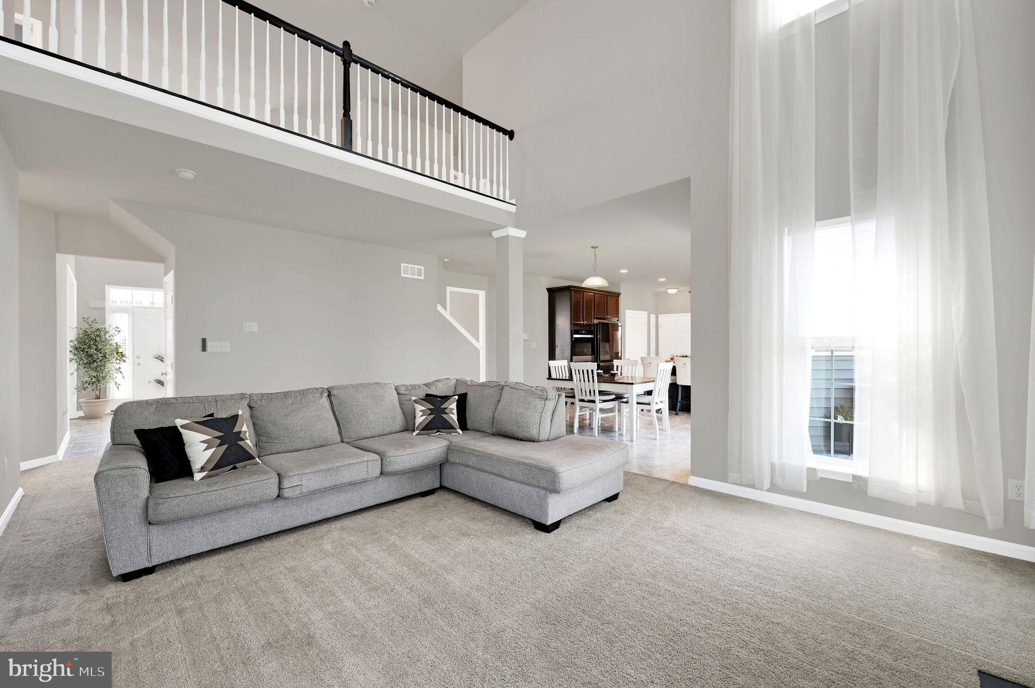 67 WAVYLEAF DRIVE