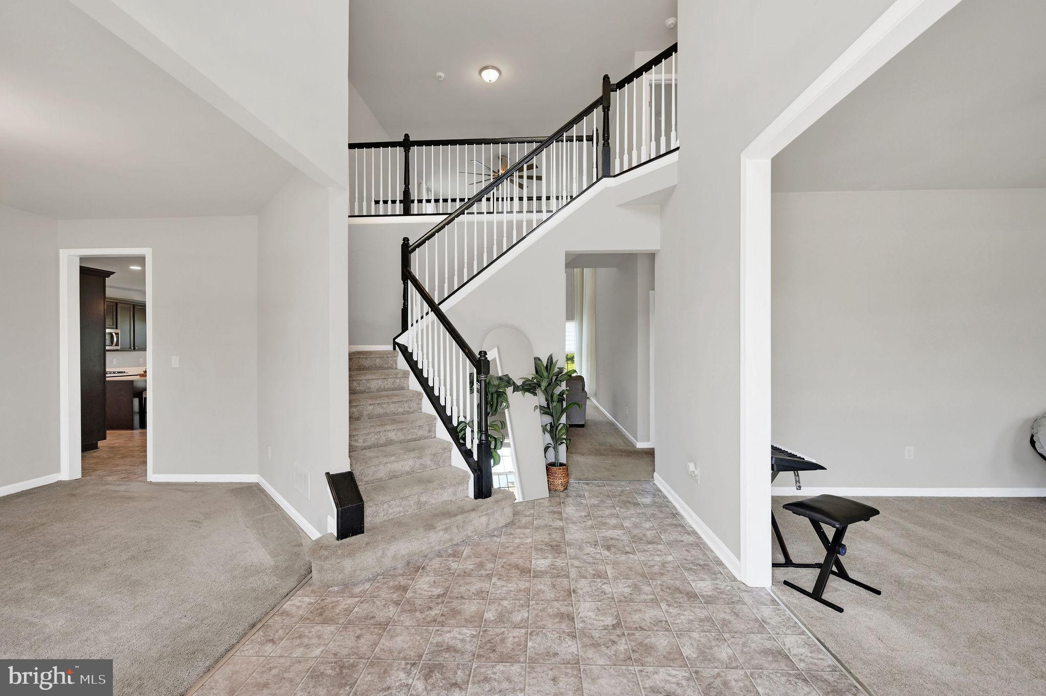 67 WAVYLEAF DRIVE