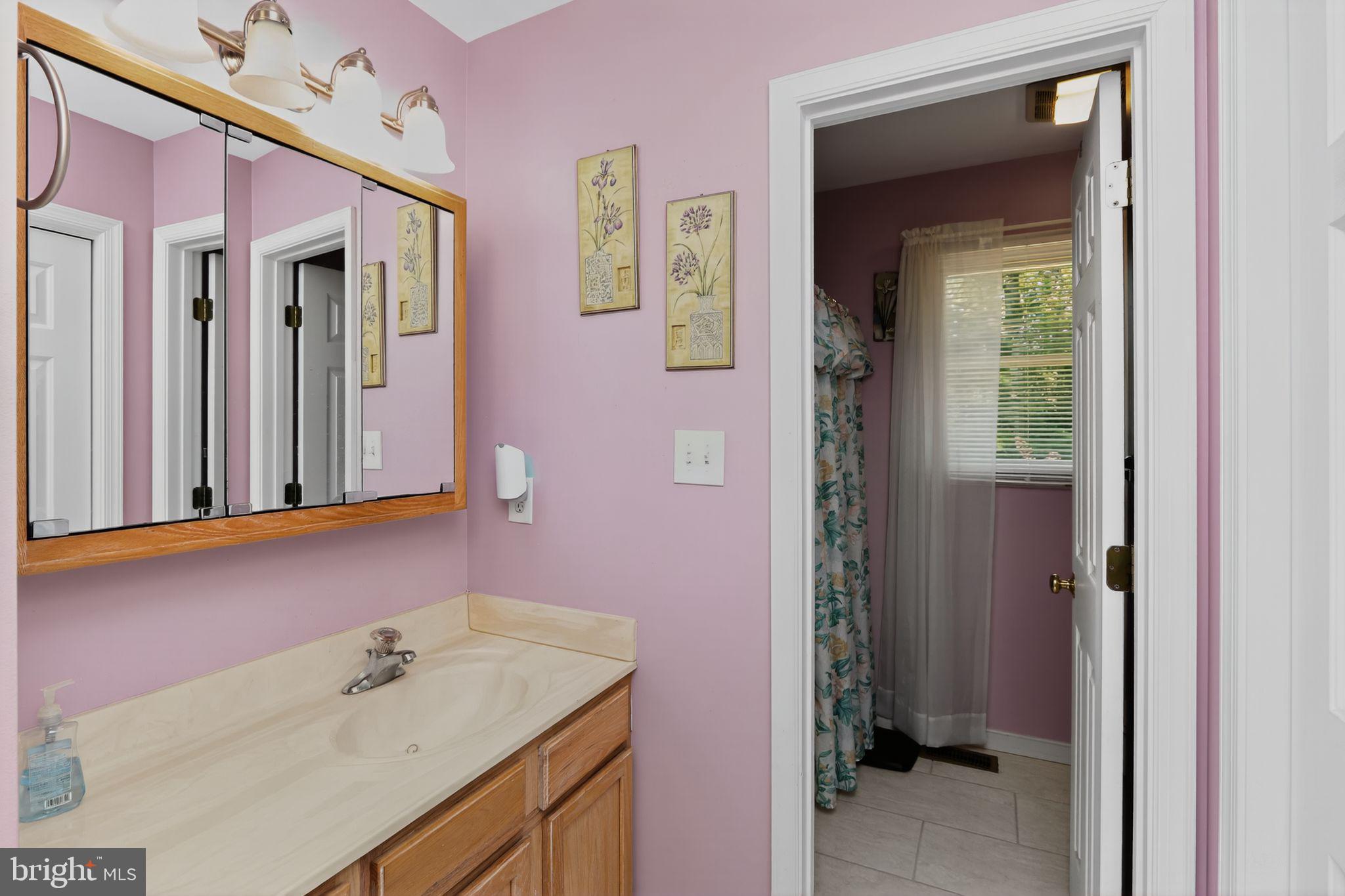 LAKE CAROLINE - Residential