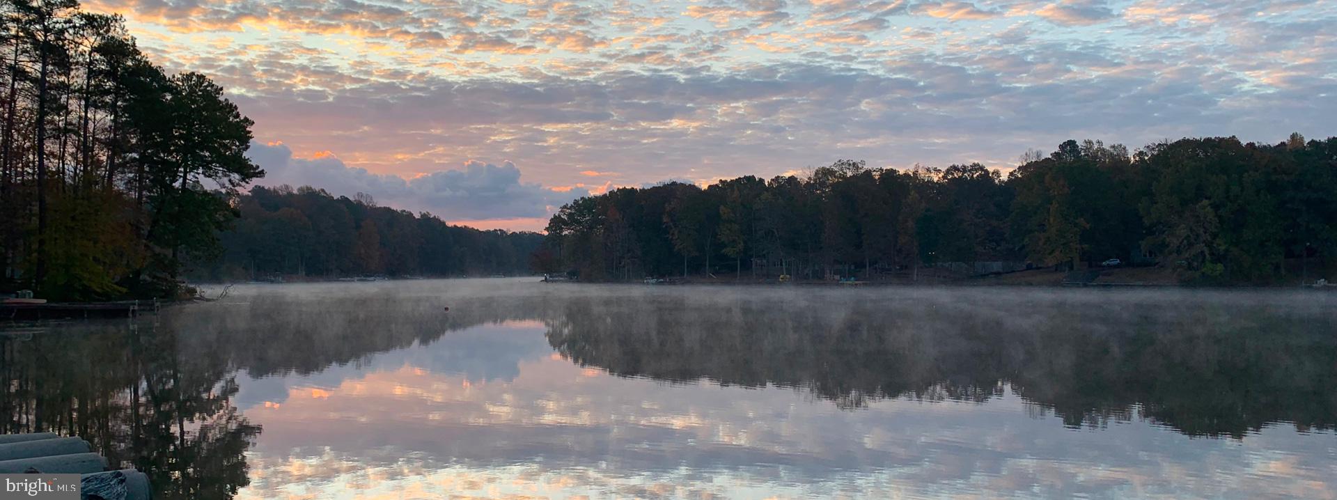 LAKE CAROLINE - Residential