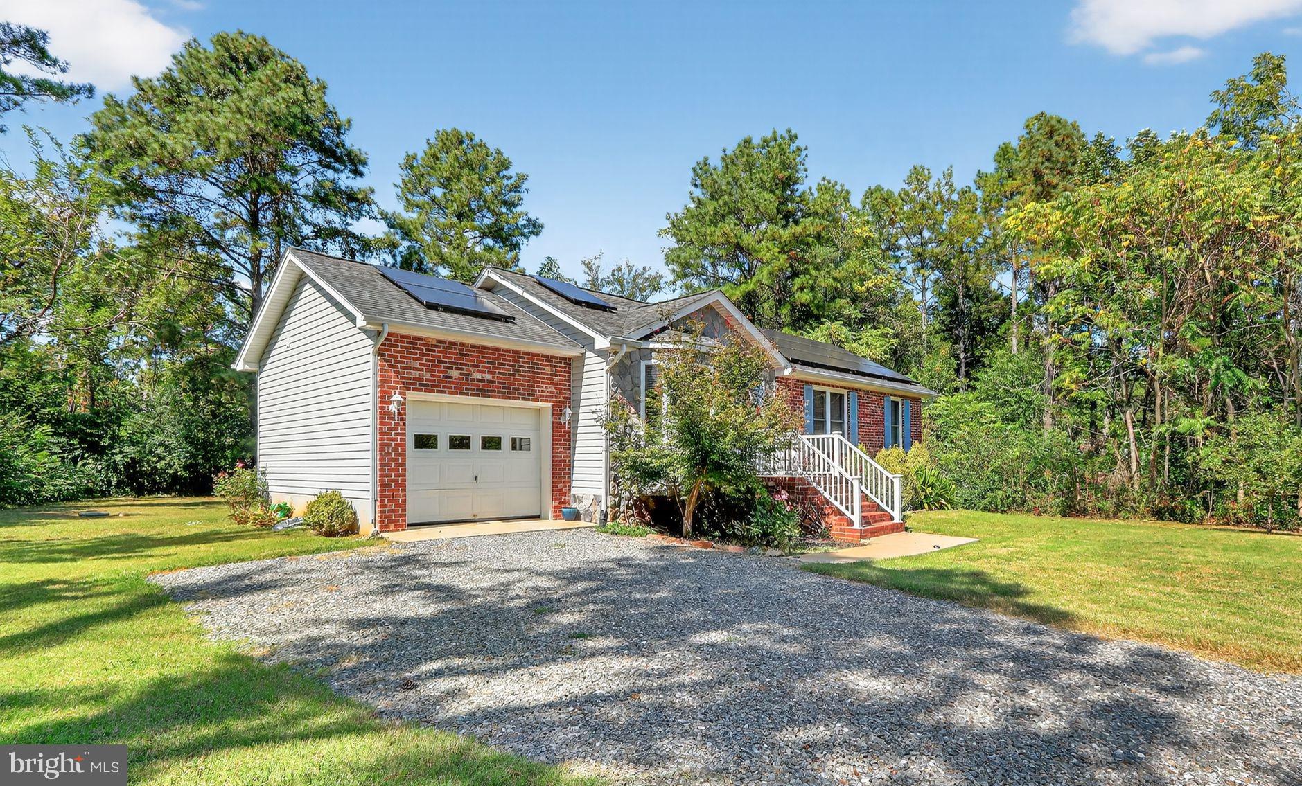 LAKE CAROLINE - Residential