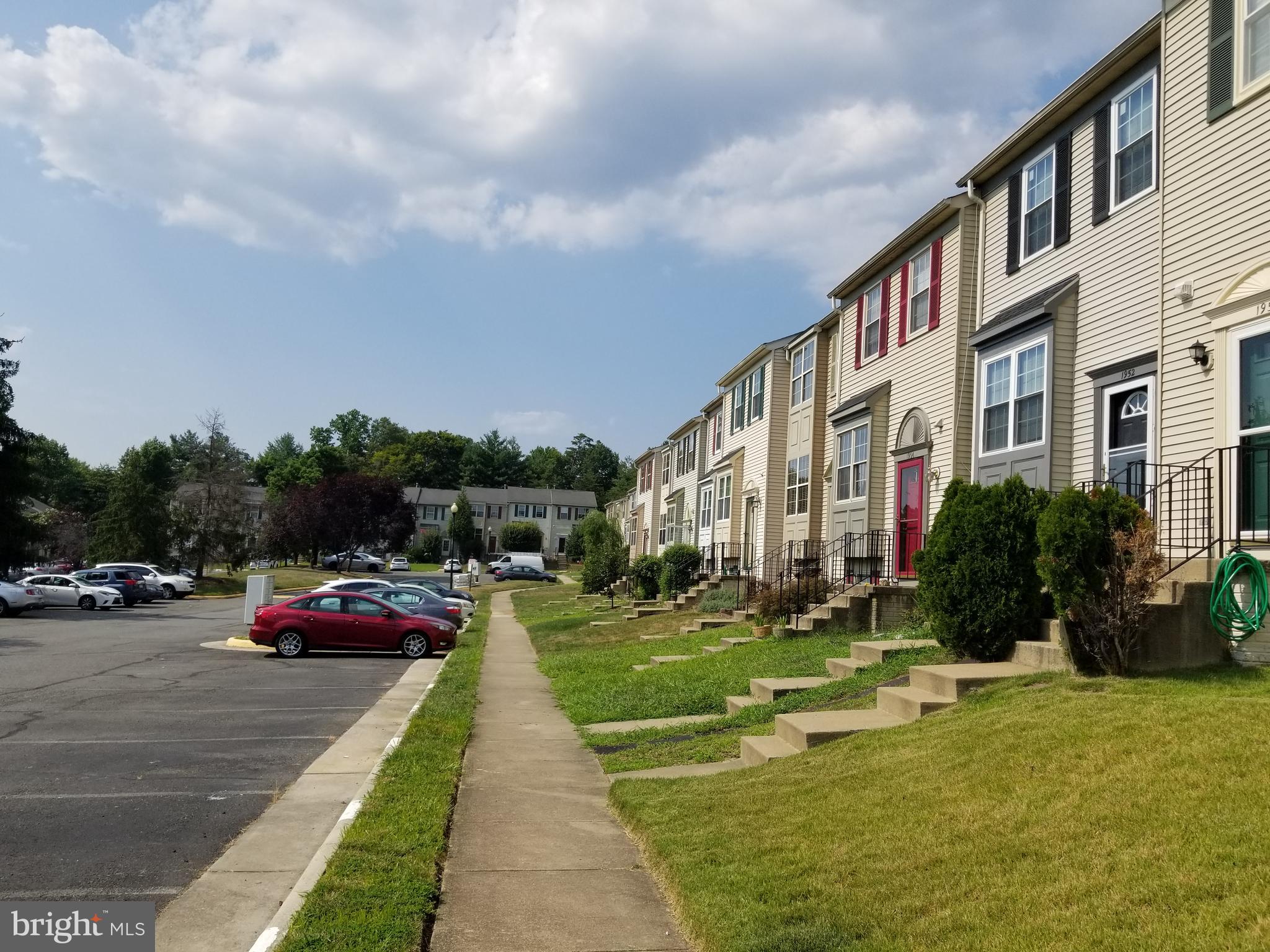 1960 WINSLOW COURT