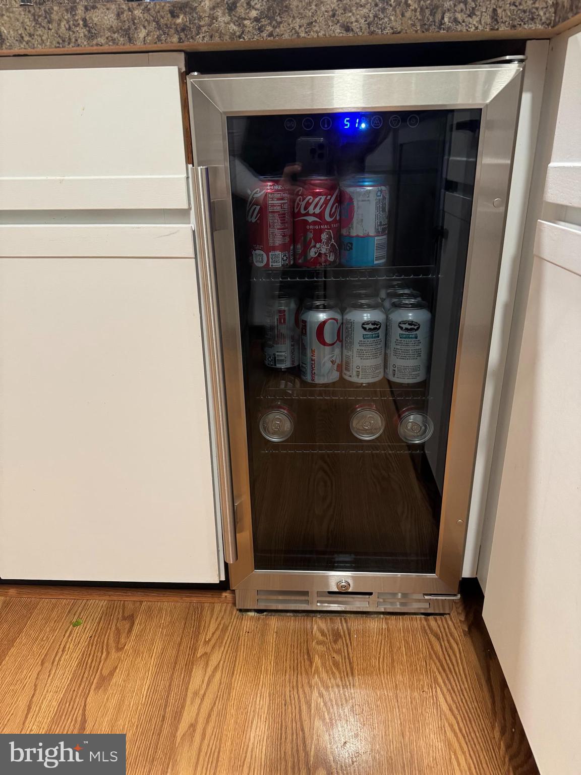 QUEENS LANDING - Residential