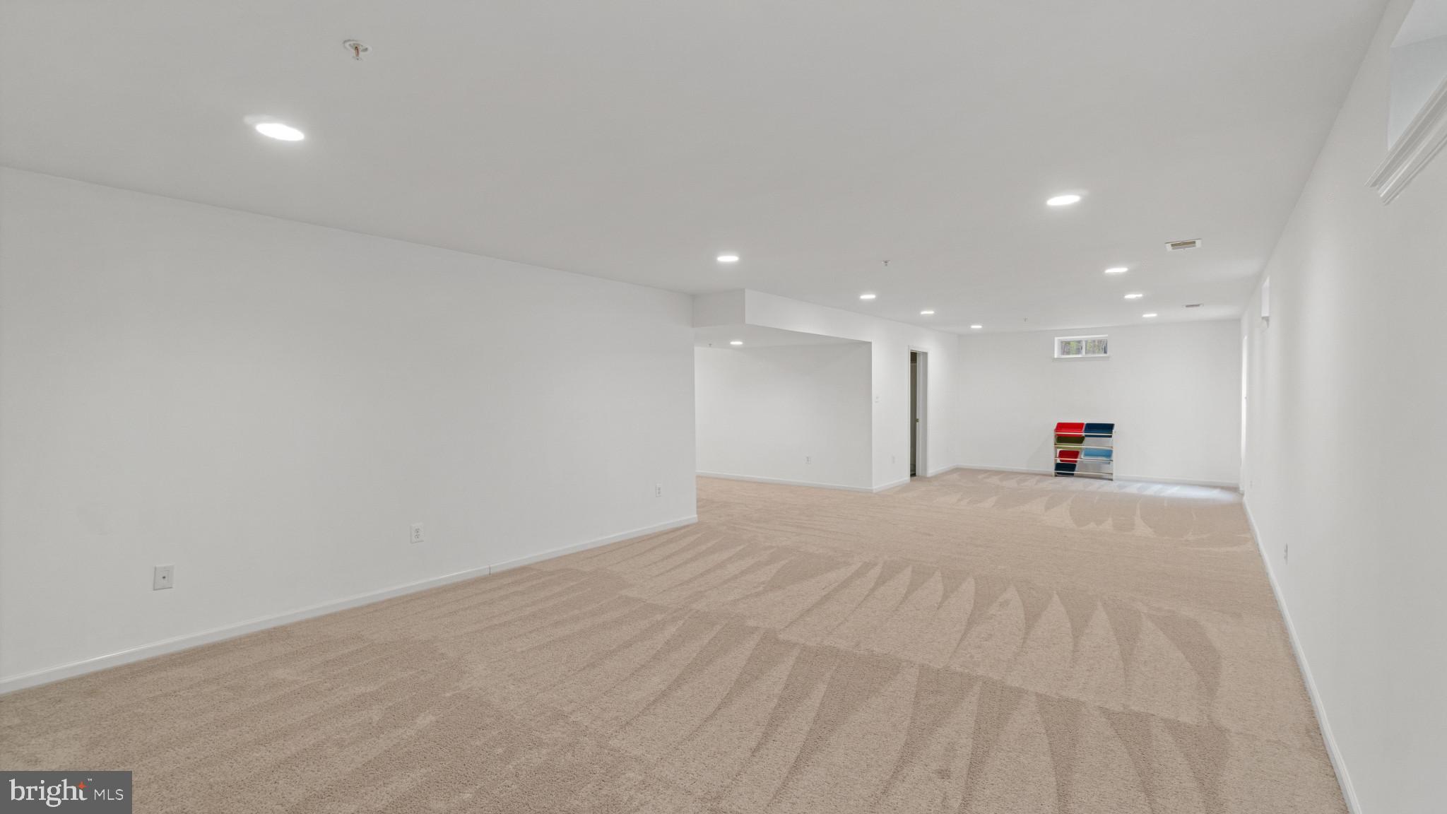 HIGHLAND FARMS - Residential