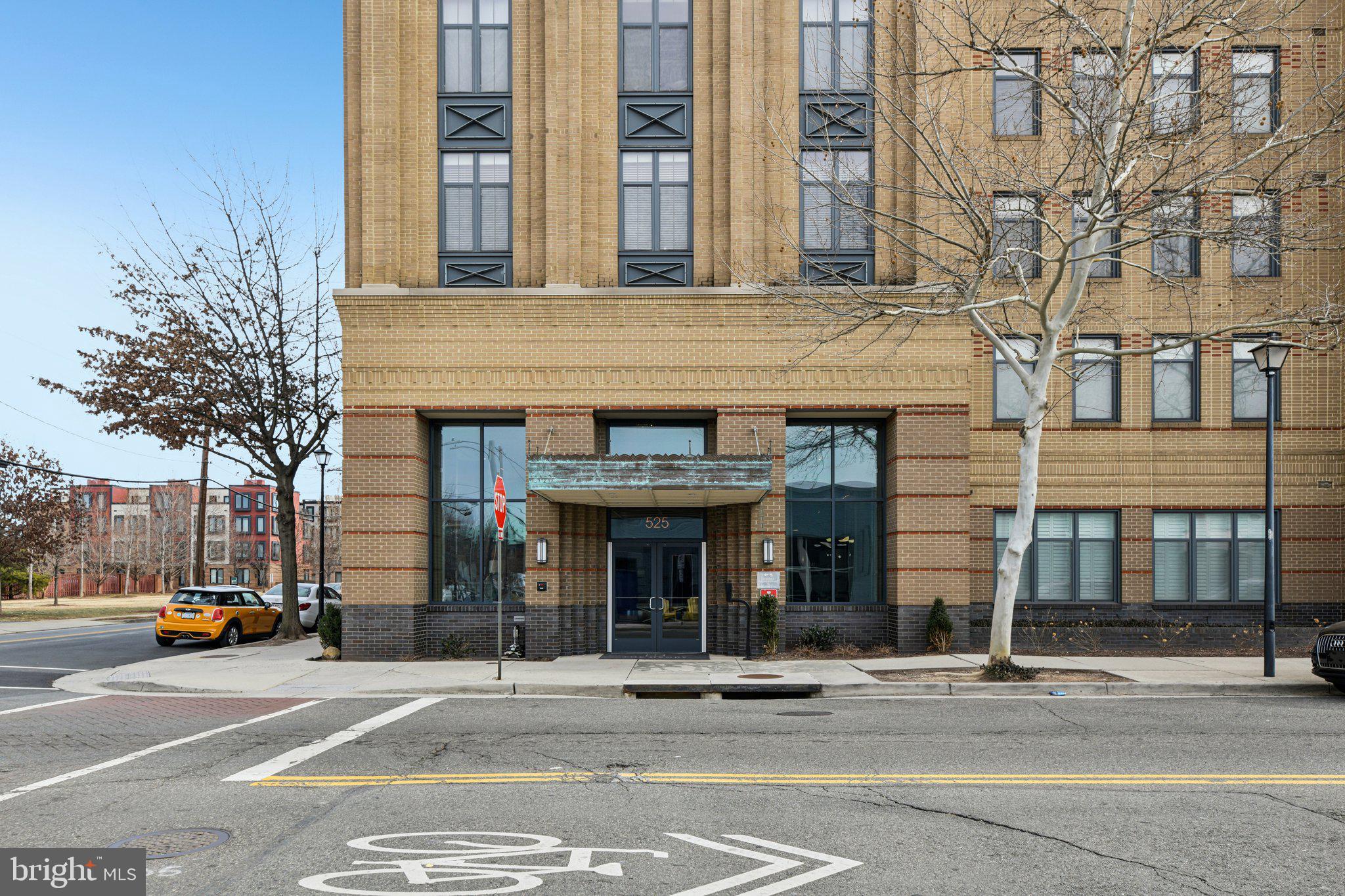 525 N FAYETTE STREET 218