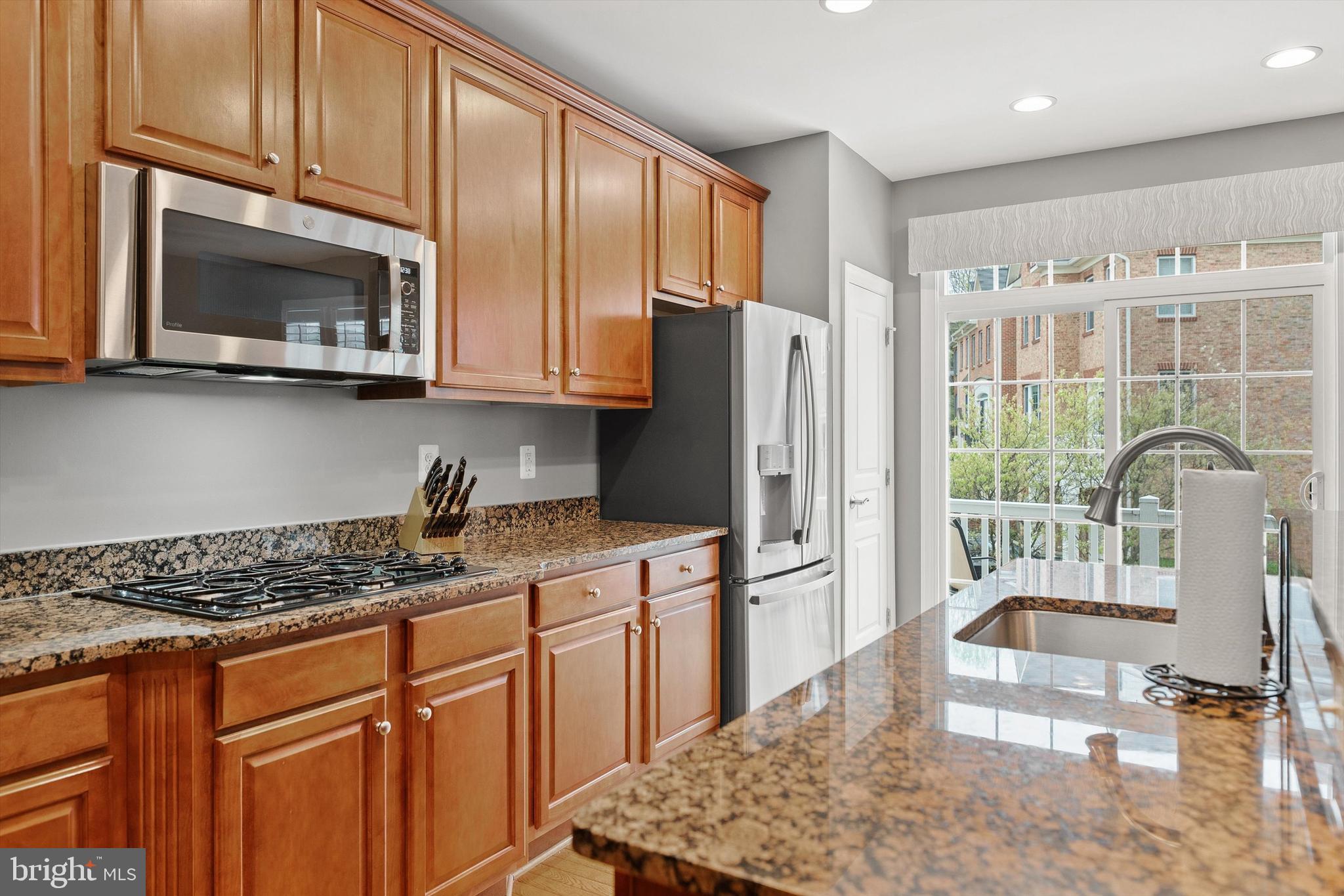 FAIR OAKS - Residential