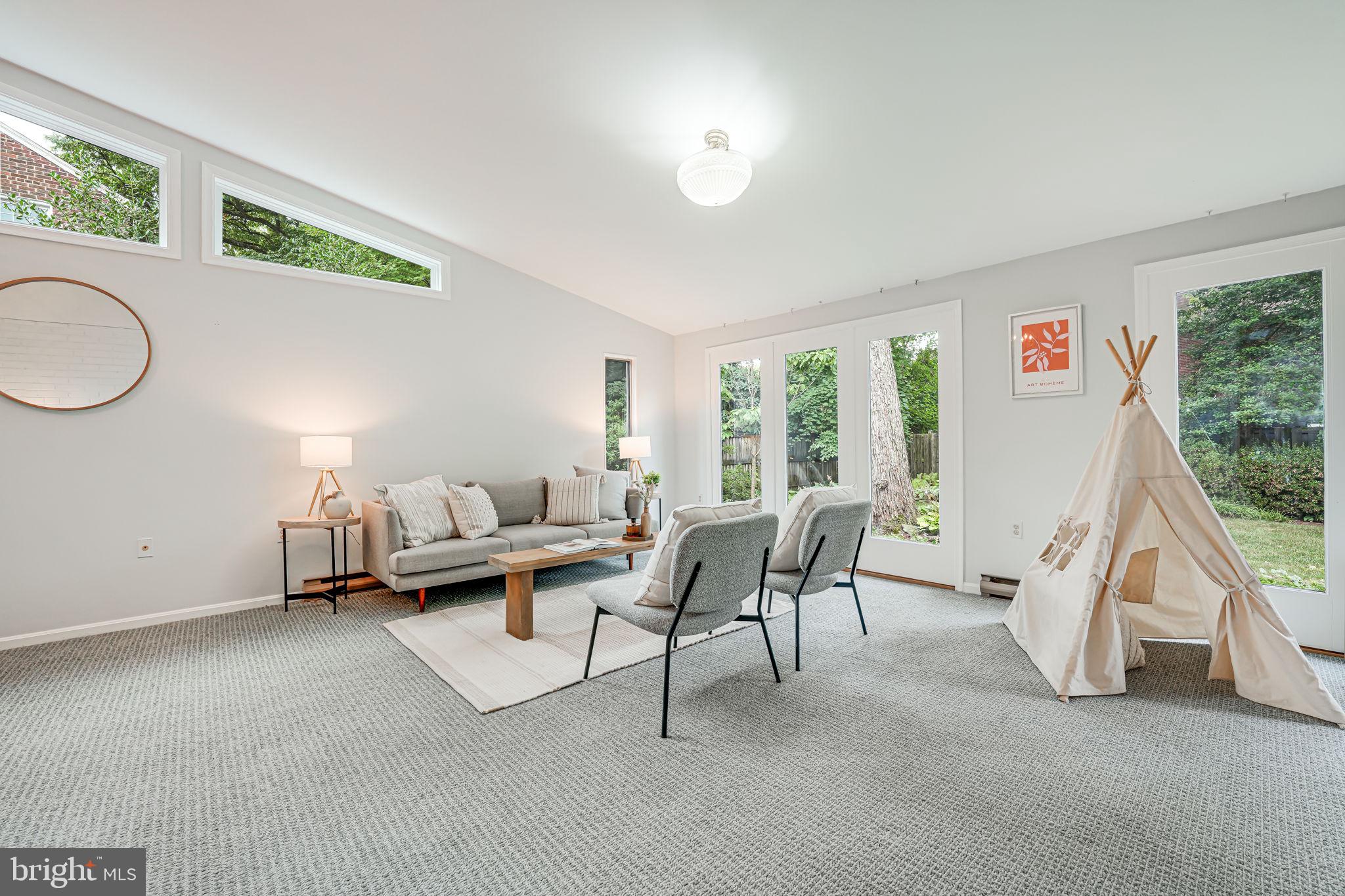 HIGHLAND VIEW - Residential