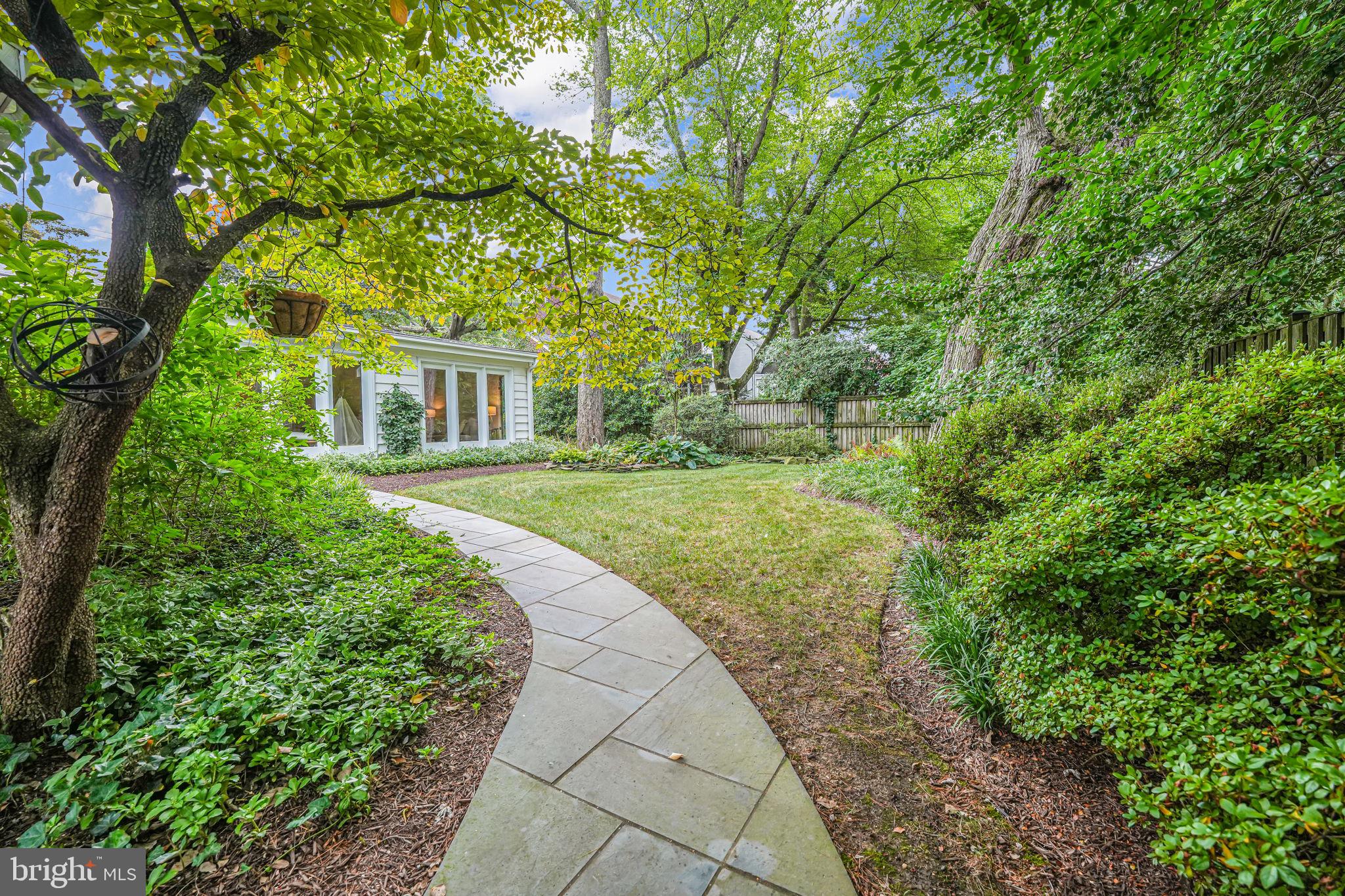 HIGHLAND VIEW - Residential