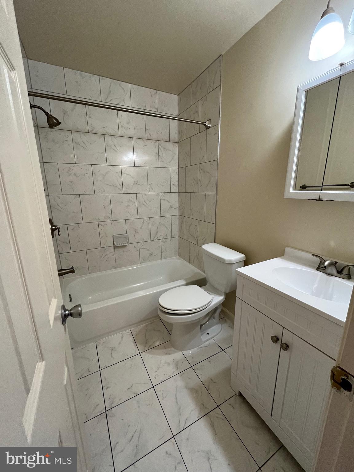 TERRACE TOWNHOUSES OF ANNANDALE - Residential Lease