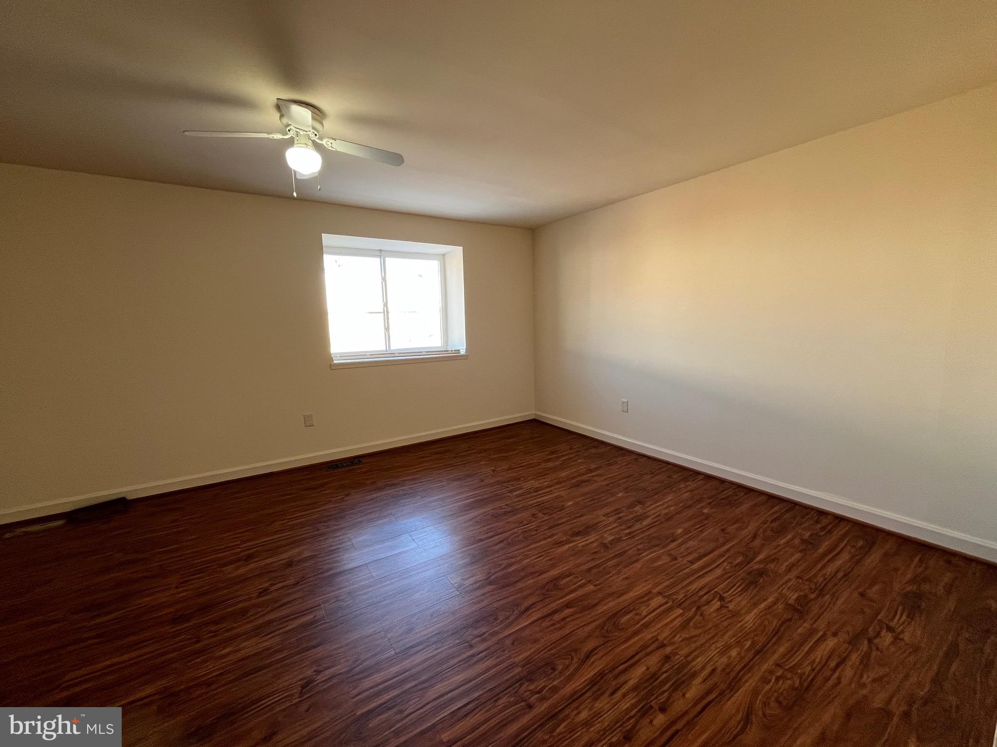 TERRACE TOWNHOUSES OF ANNANDALE - Residential Lease