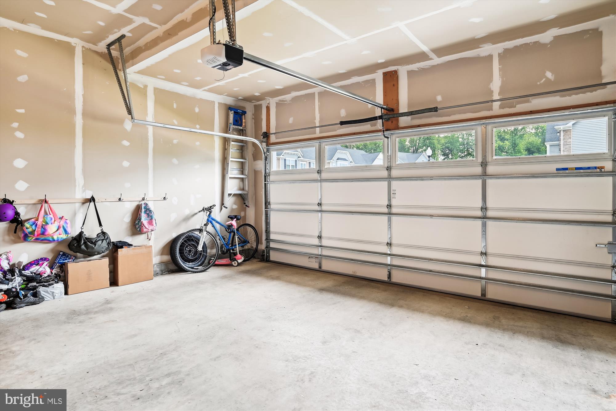 TWO RIVERS - Residential