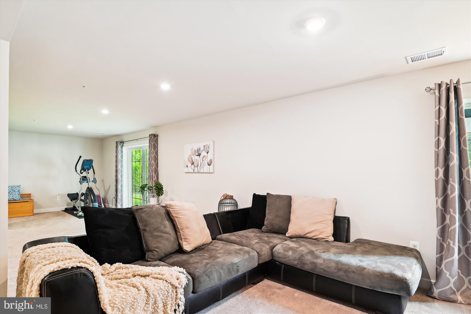 TWO RIVERS - Residential