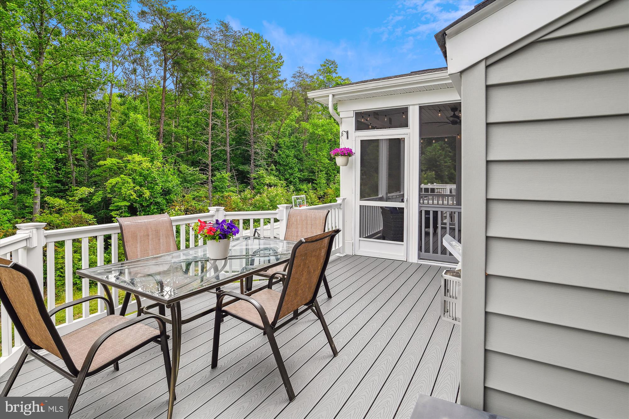 TWO RIVERS - Residential