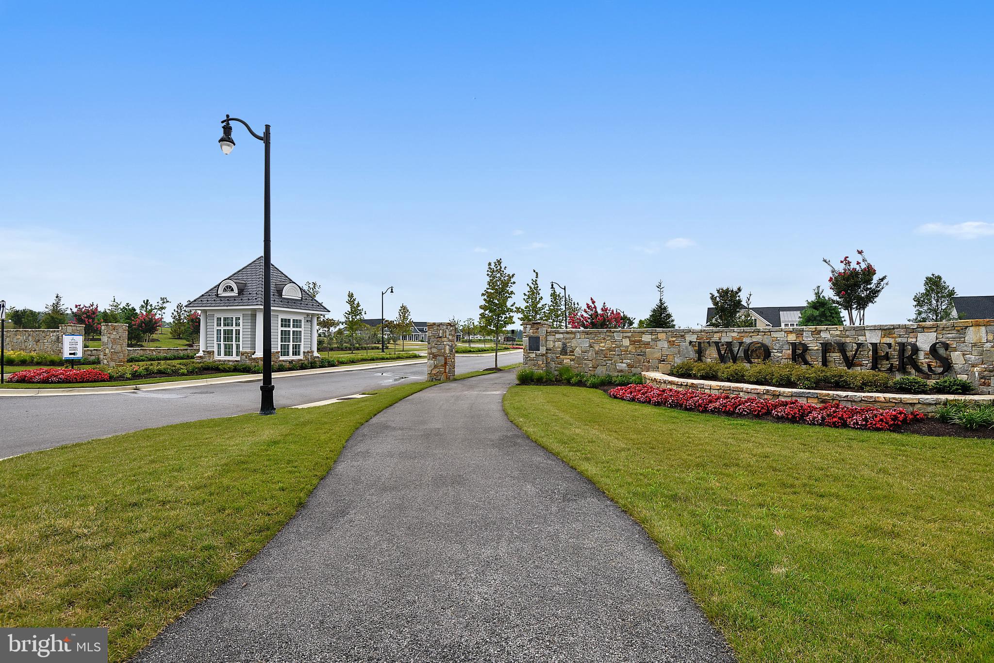 TWO RIVERS - Residential