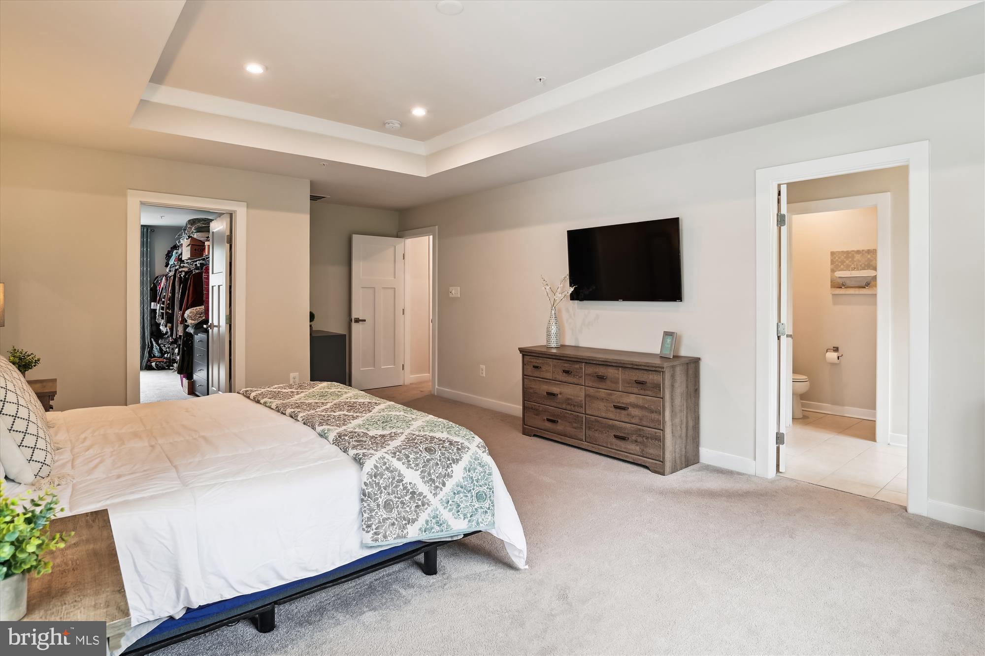 TWO RIVERS - Residential