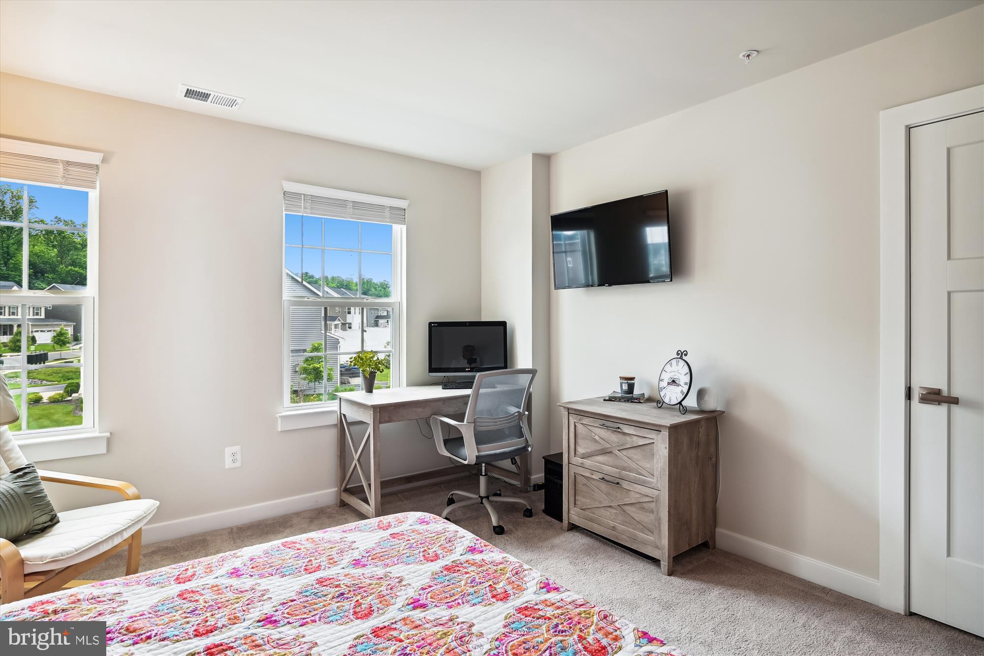 TWO RIVERS - Residential