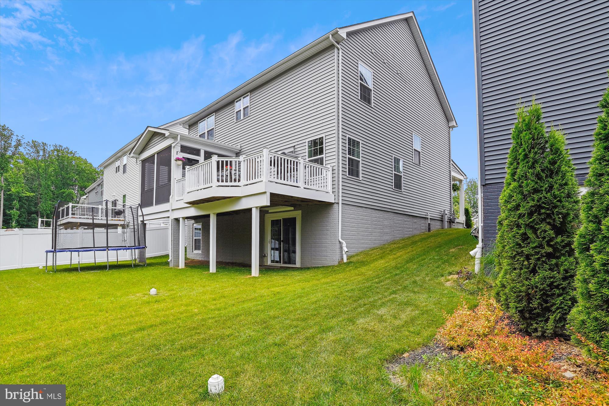 TWO RIVERS - Residential