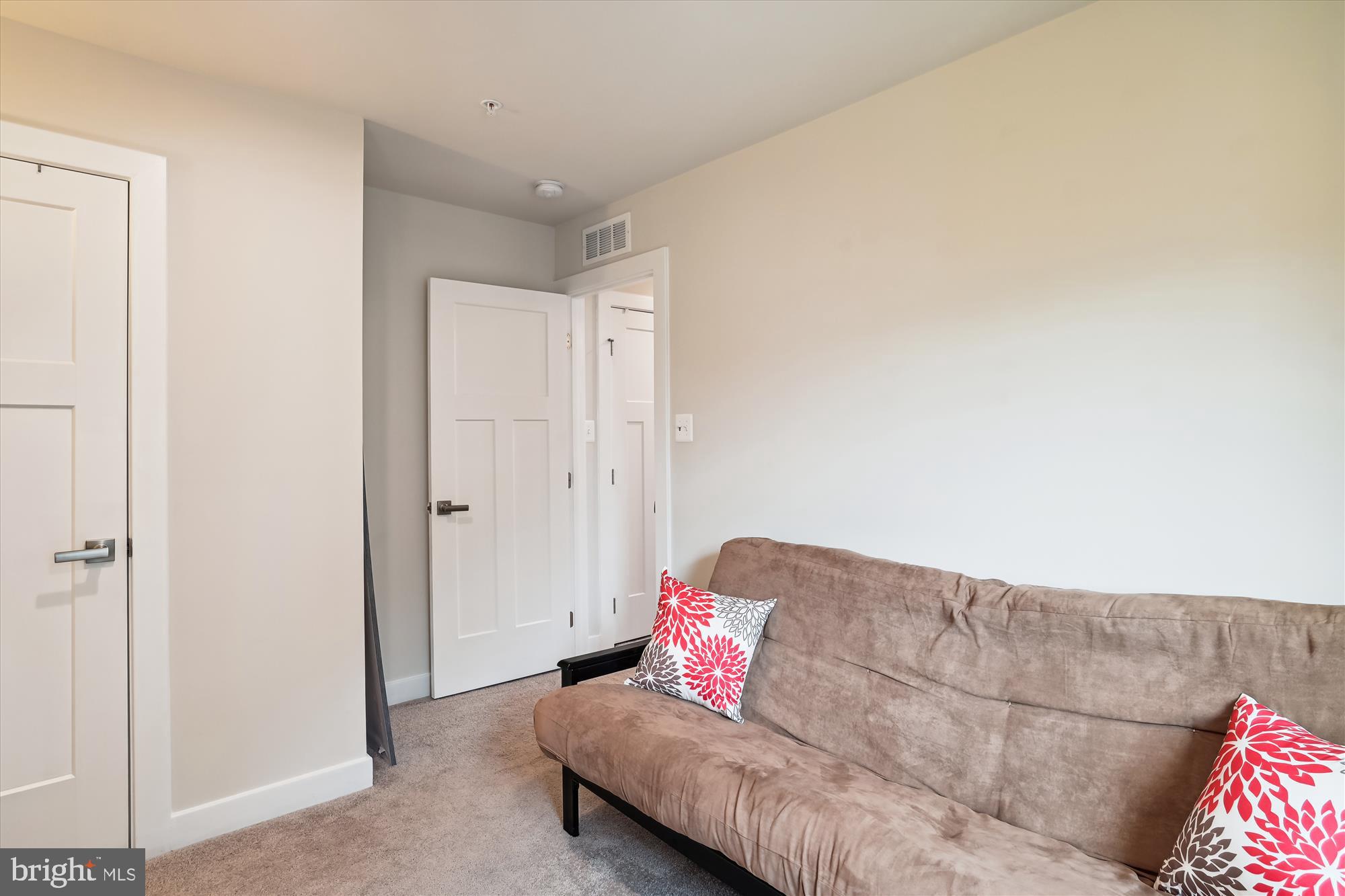 TWO RIVERS - Residential