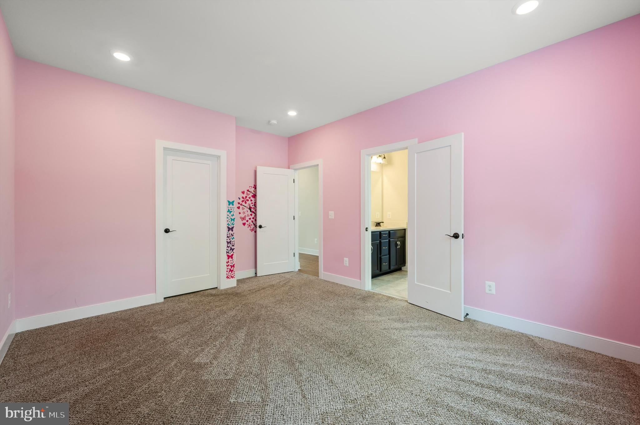 BLUE RIDGE ESTATES - Residential