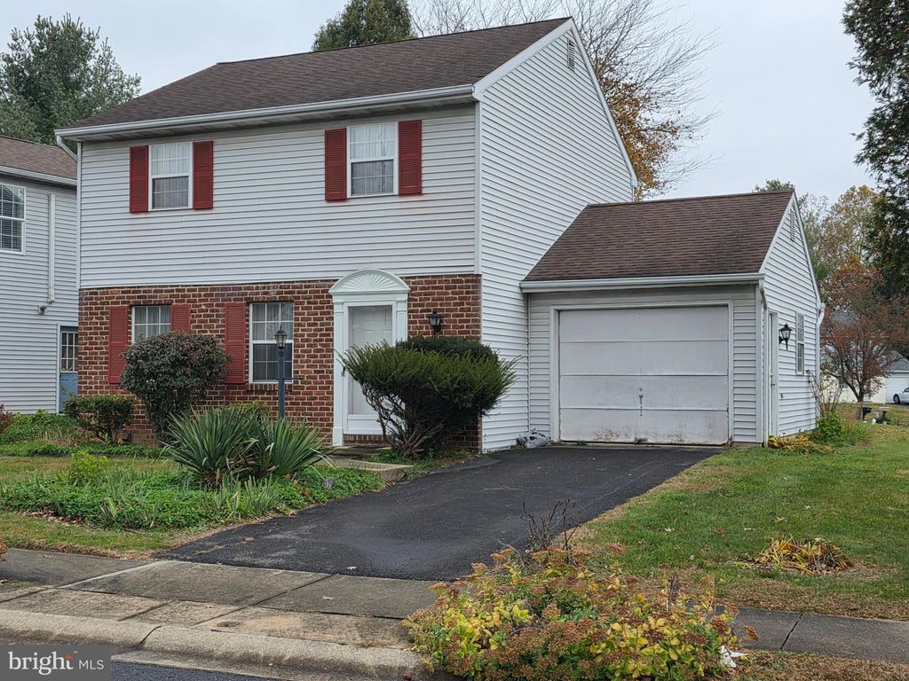 Photo of 439 Coreopsis Drive, LANCASTER, PA 17602 (MLS # PALA2079572)