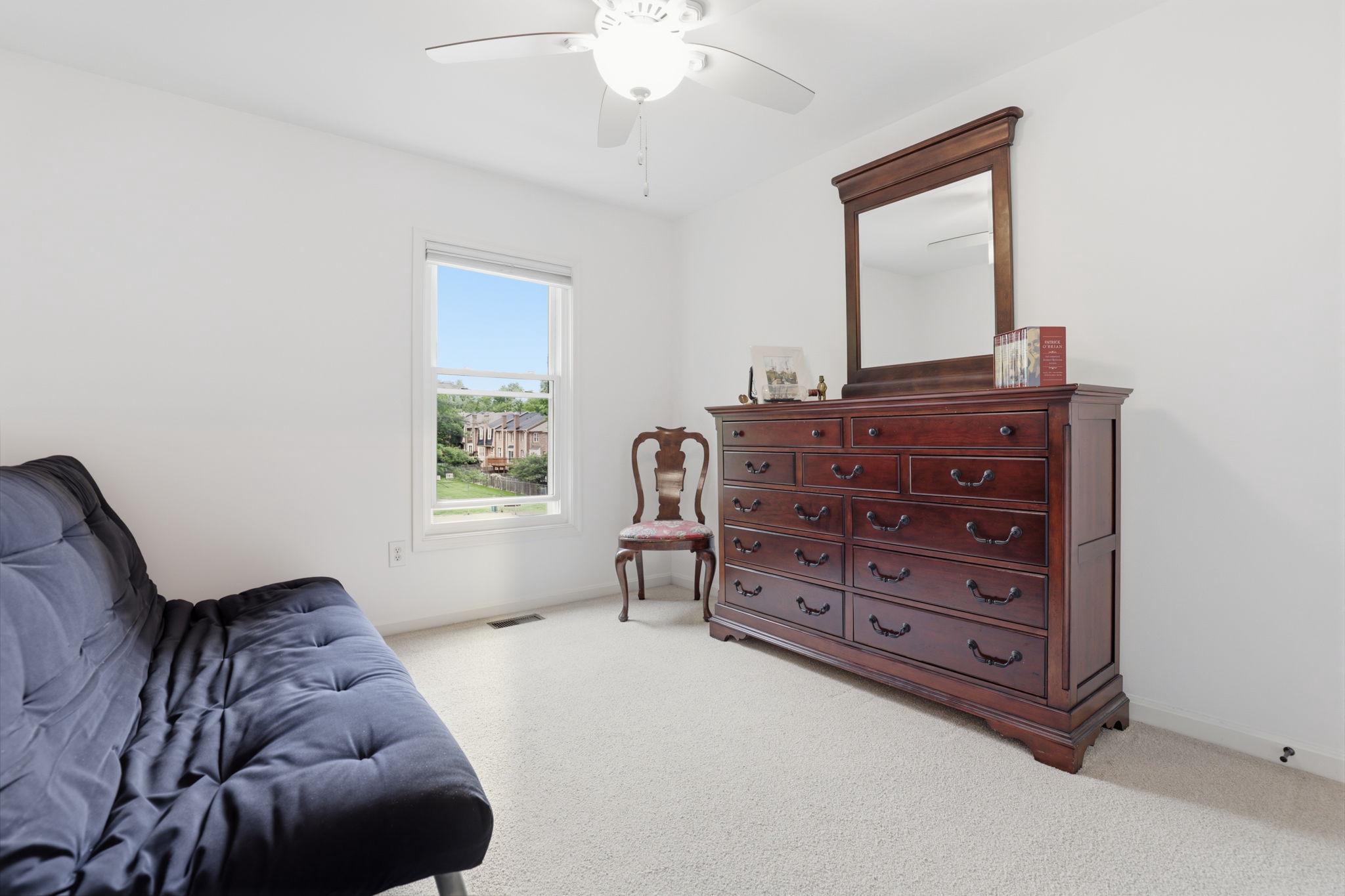 MAYFAIR OF MCLEAN - Residential