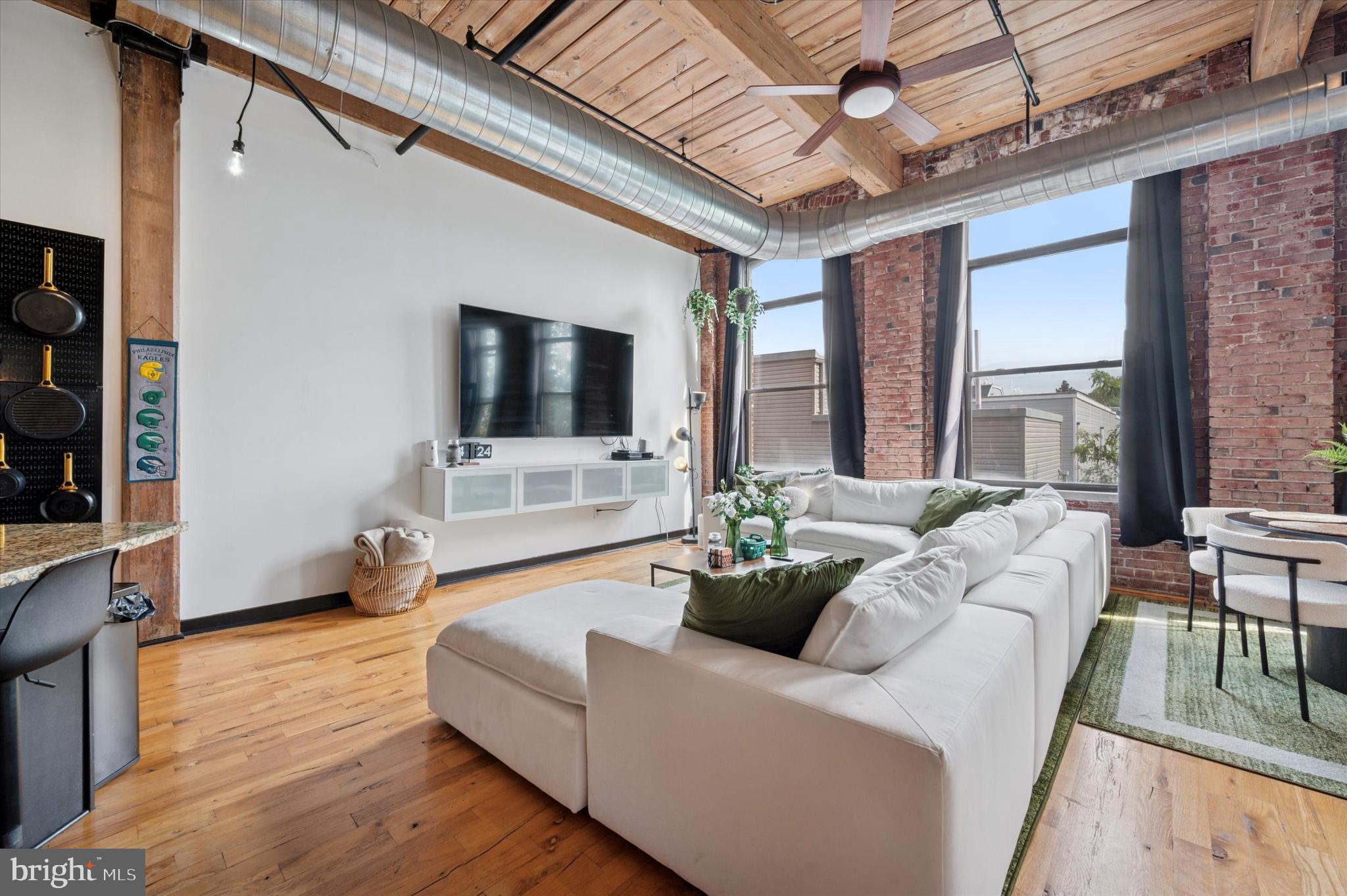 KENSINGTON - Residential