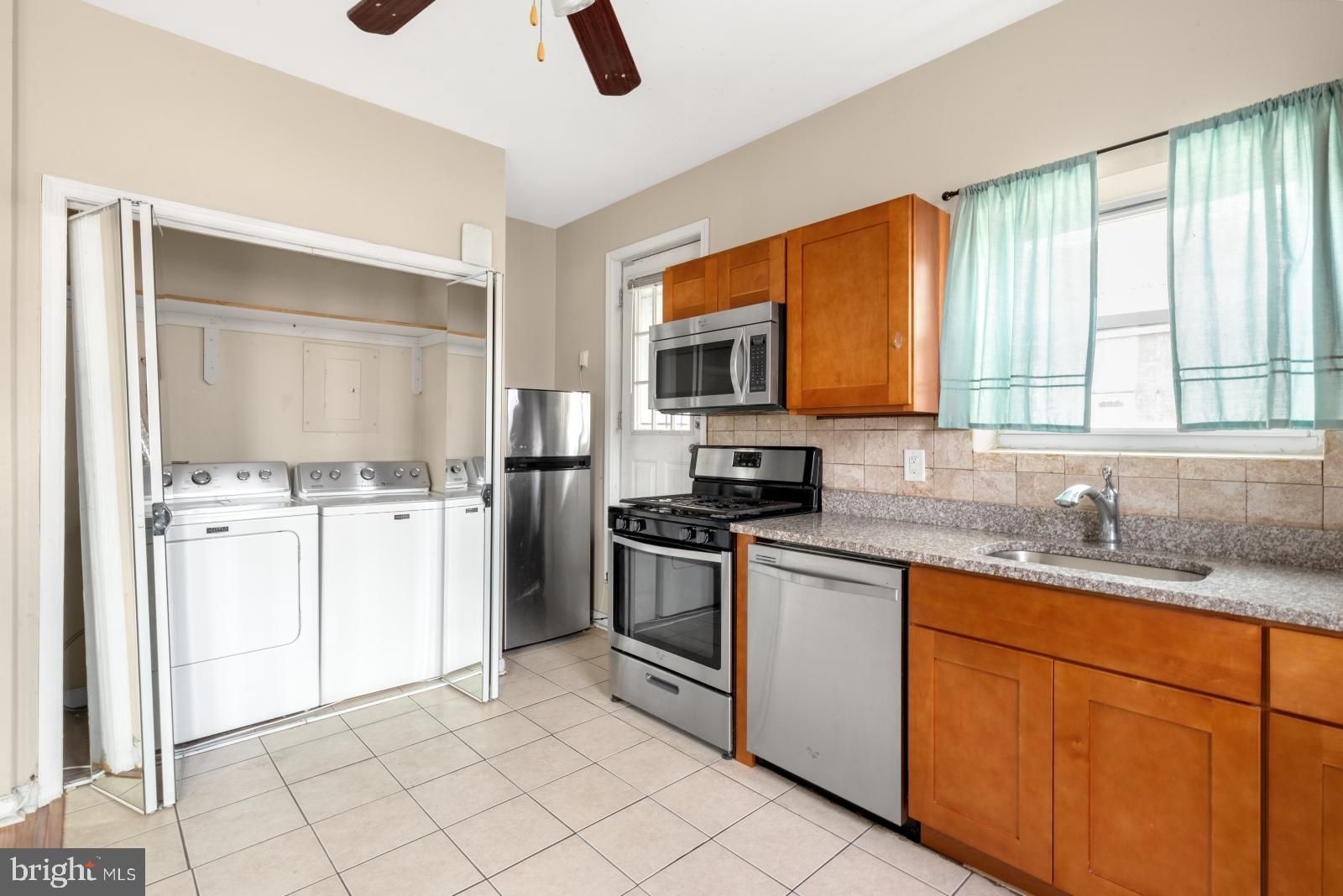 WEST PASSYUNK - Residential Lease