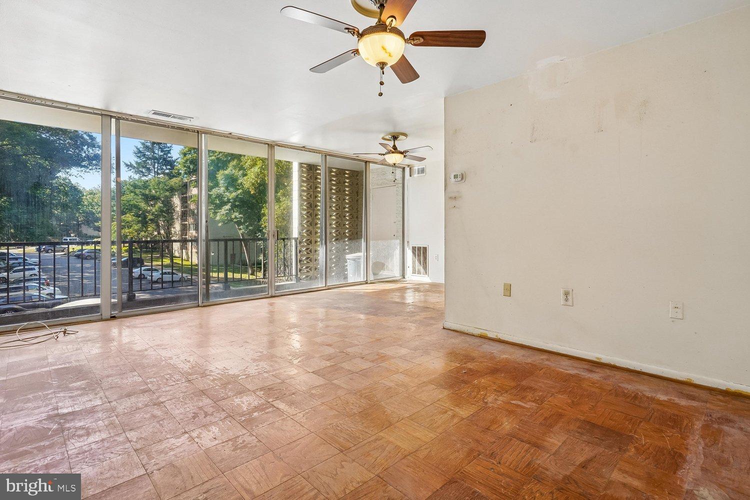 4345 IVYMOUNT COURT 38