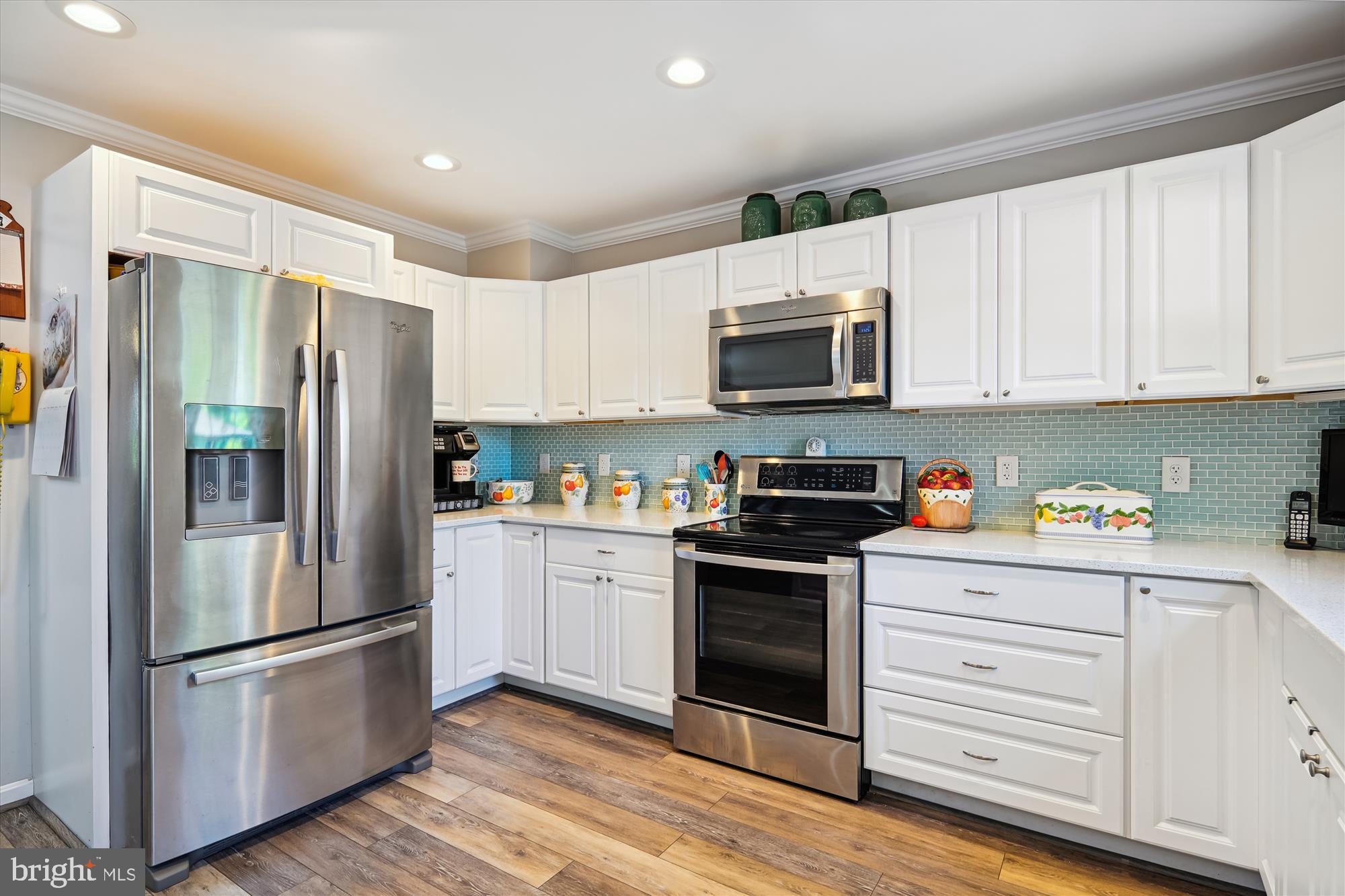 POINT OF WOODS - Residential