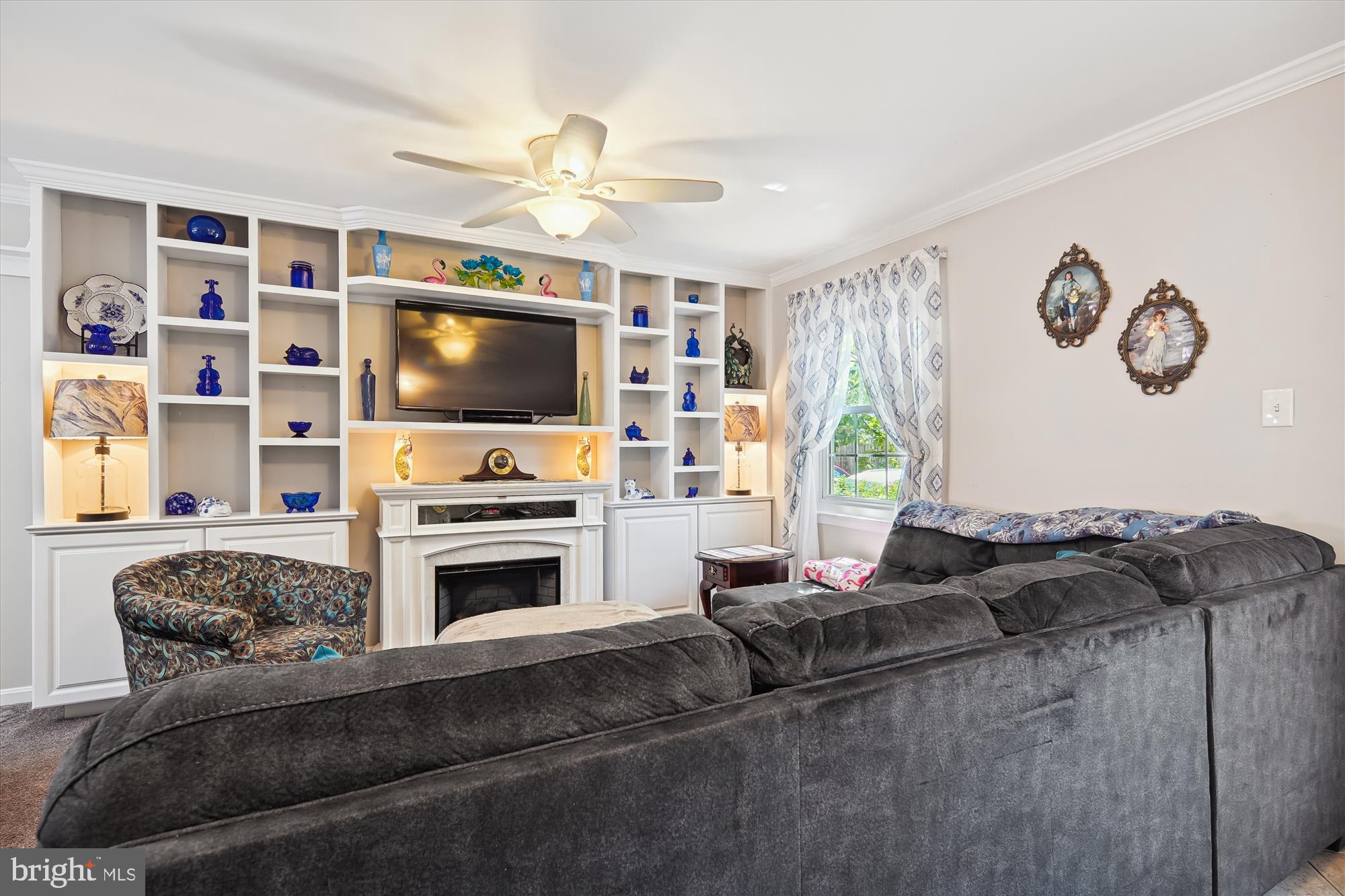 POINT OF WOODS - Residential