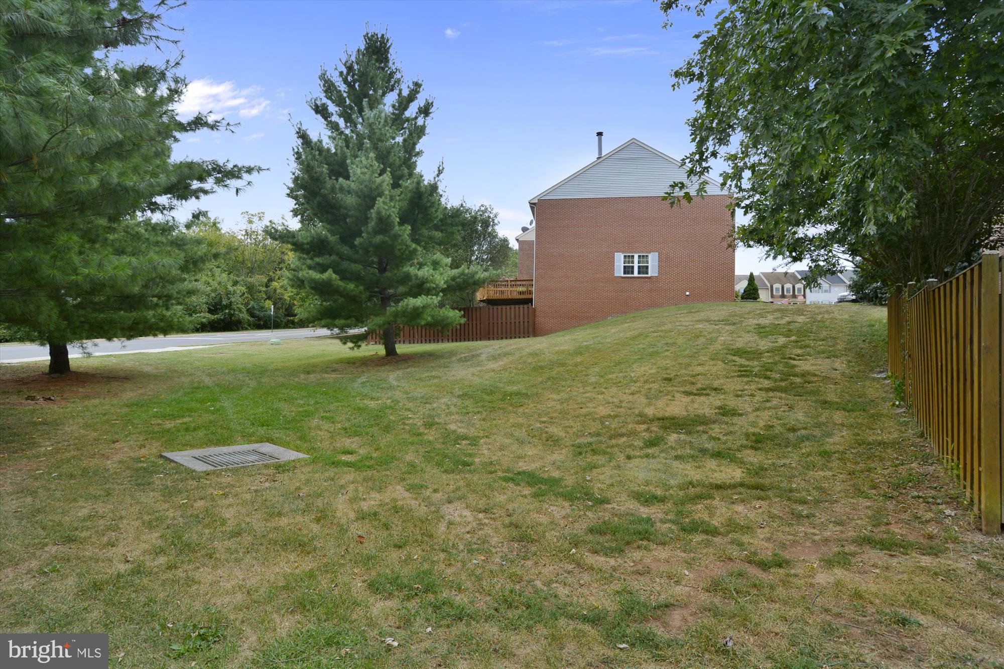 POINT OF WOODS - Residential