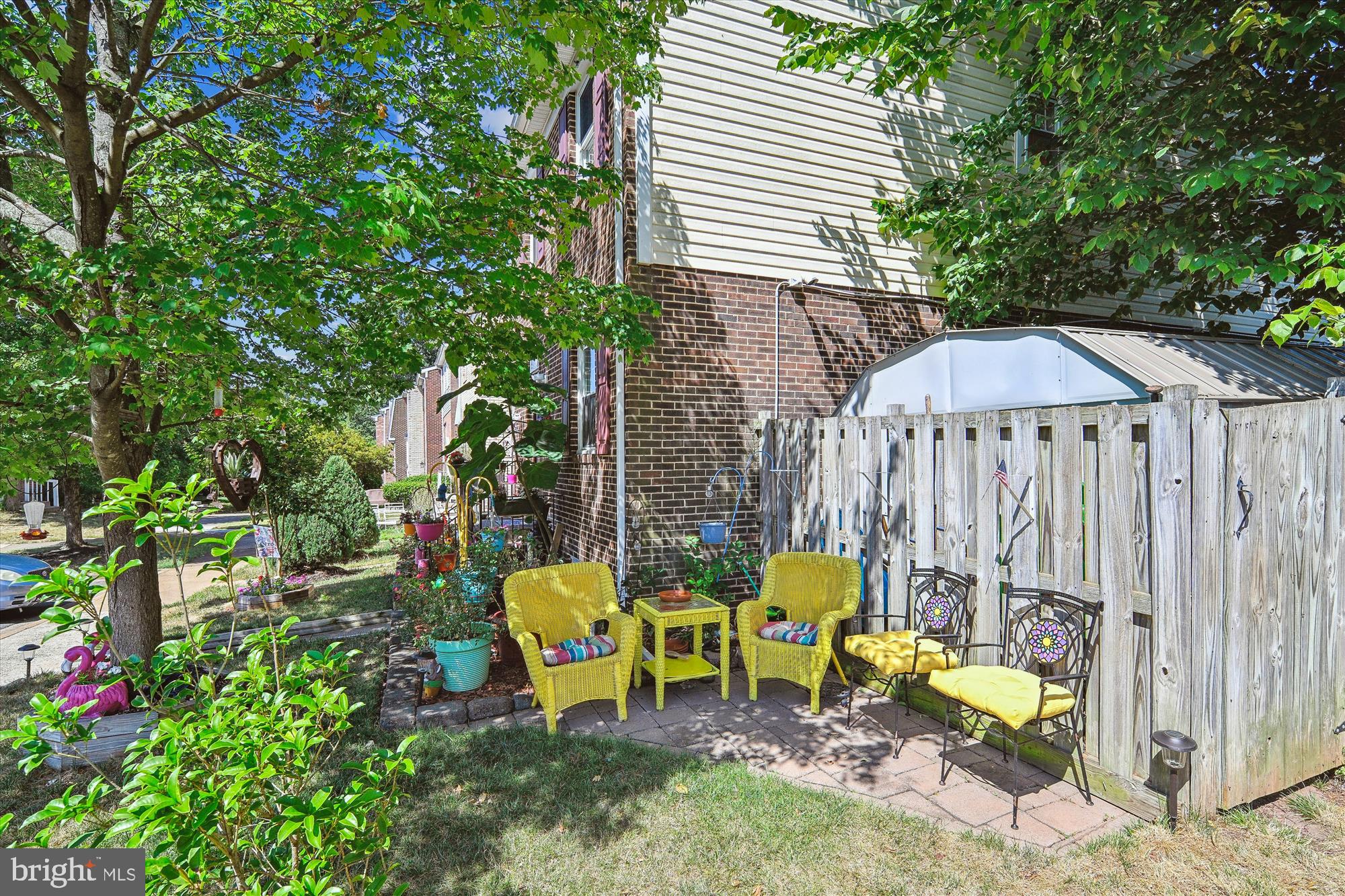 POINT OF WOODS - Residential