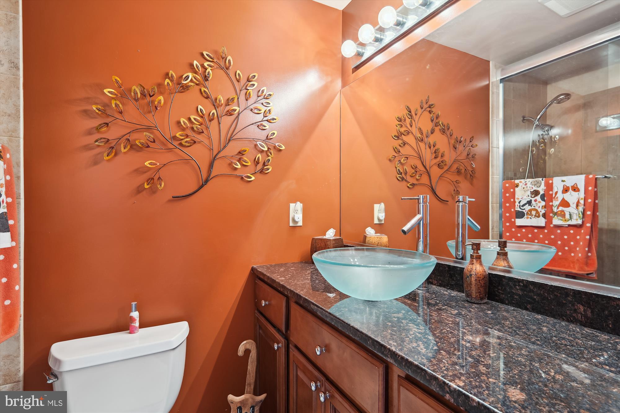 POINT OF WOODS - Residential