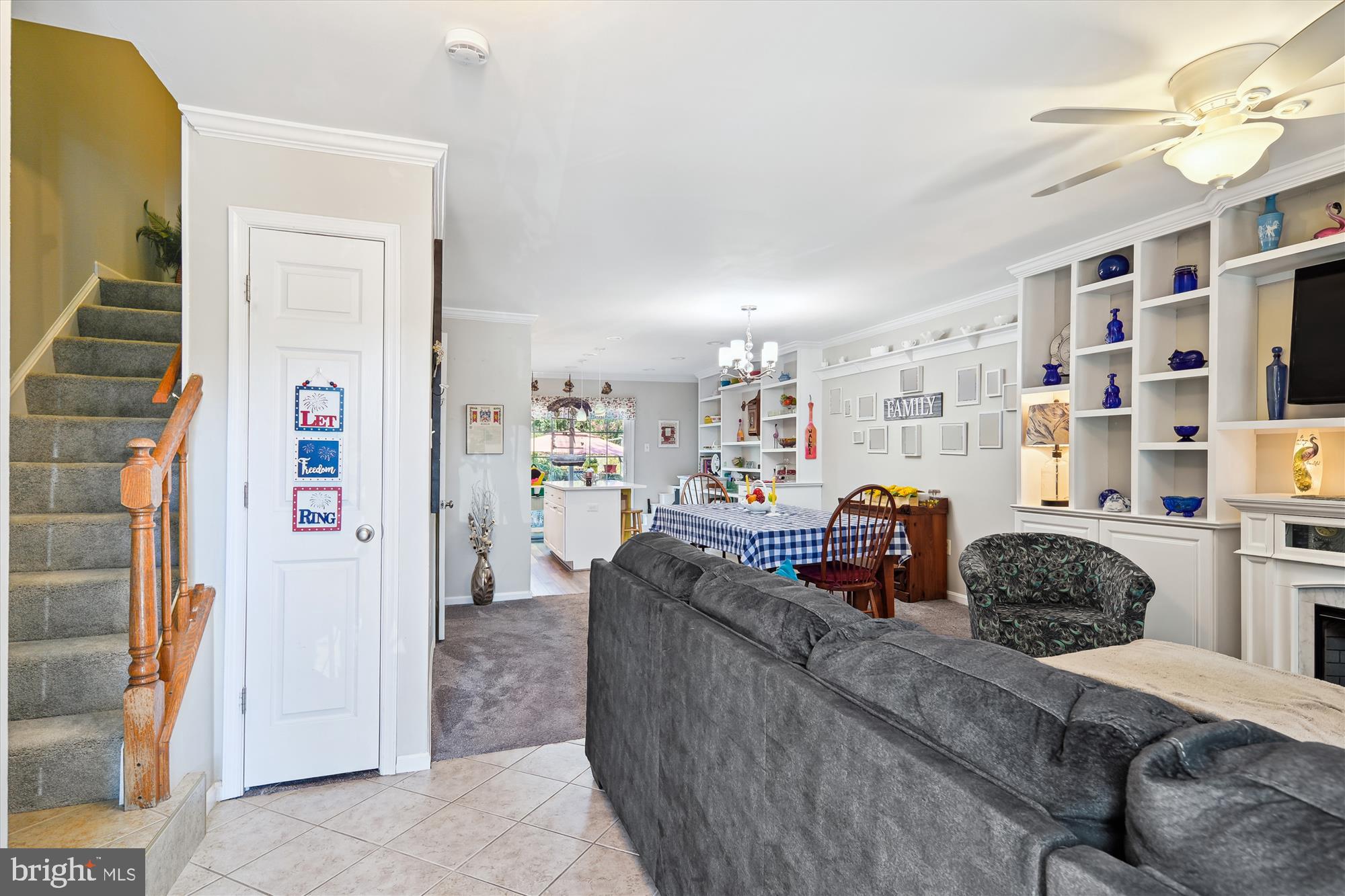 POINT OF WOODS - Residential