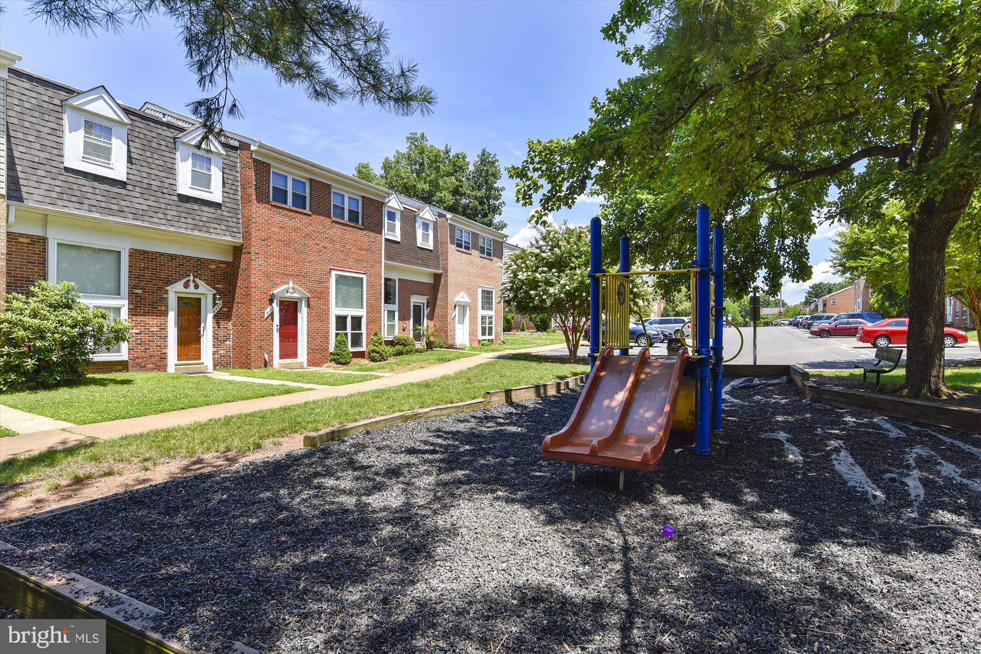 POINT OF WOODS - Residential